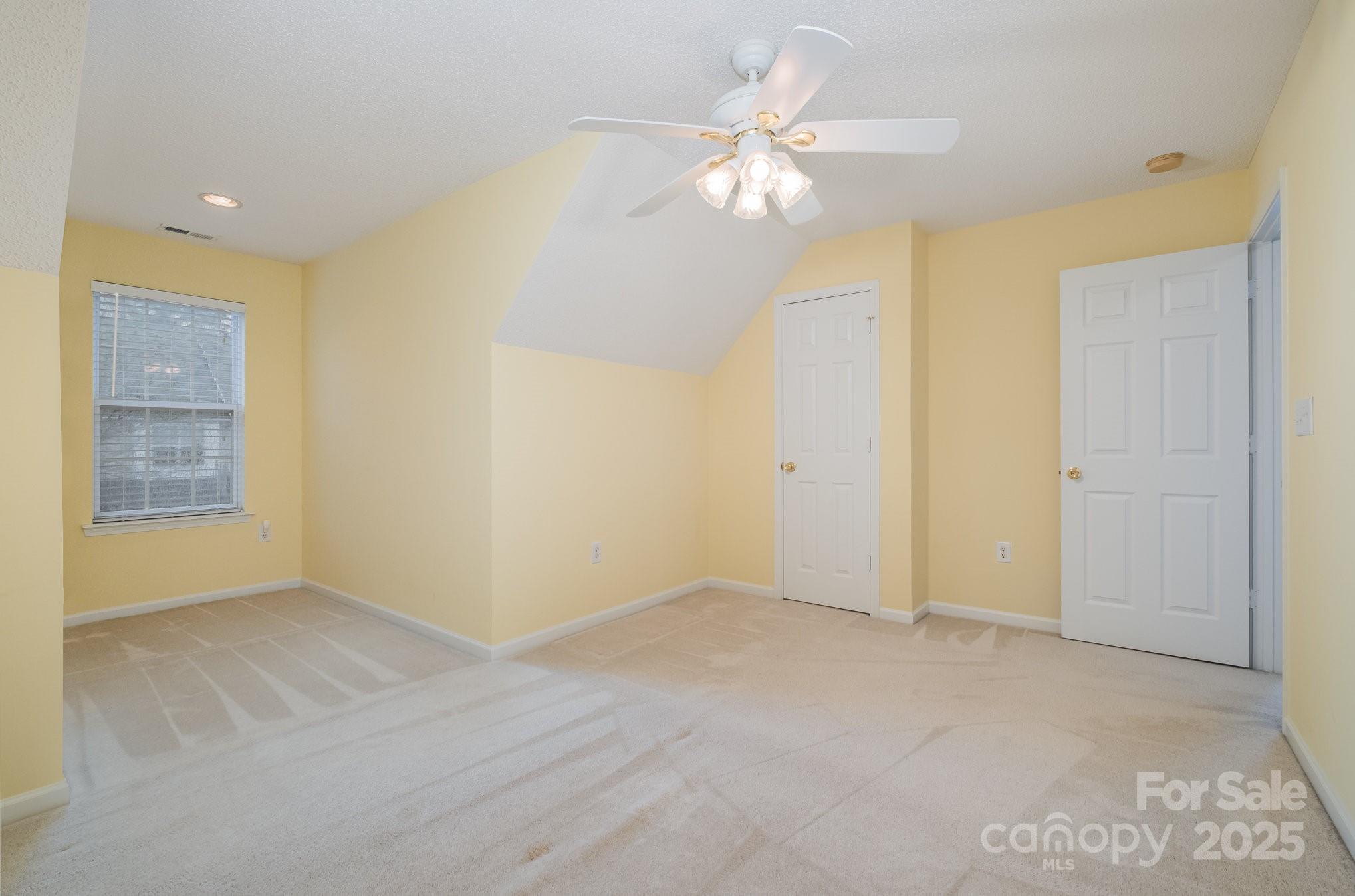 942 Pelican Bay Drive