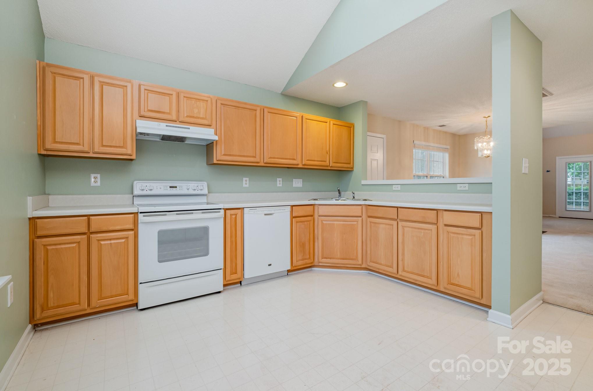 942 Pelican Bay Drive