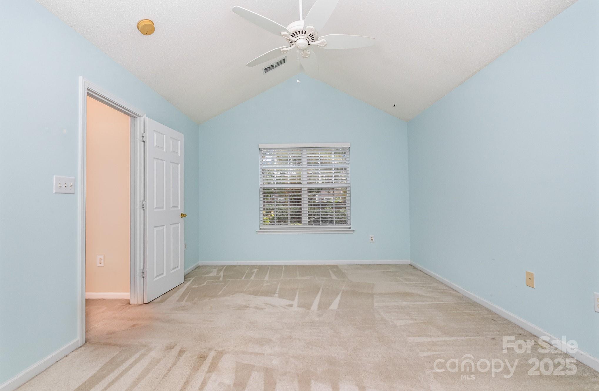 942 Pelican Bay Drive