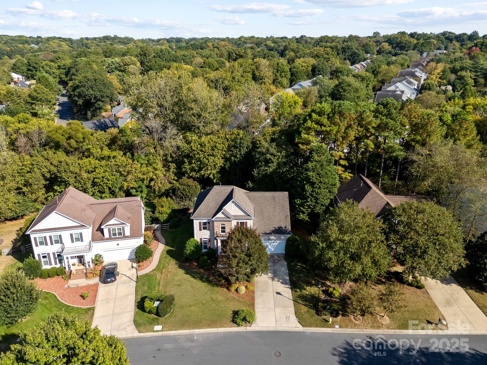 6900 Red Maple Drive