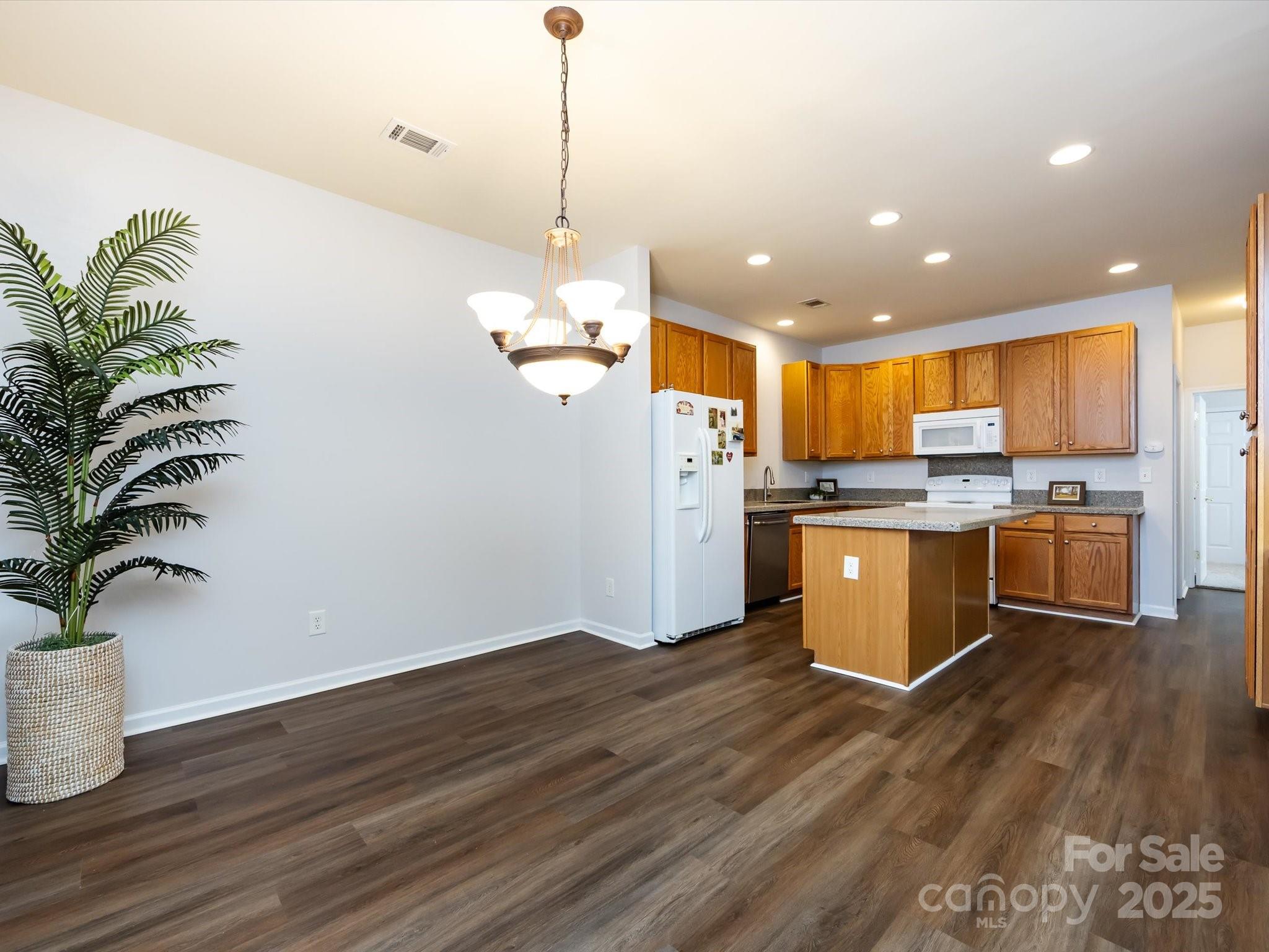 6815 Cinnamon Circle Unit: 6-C