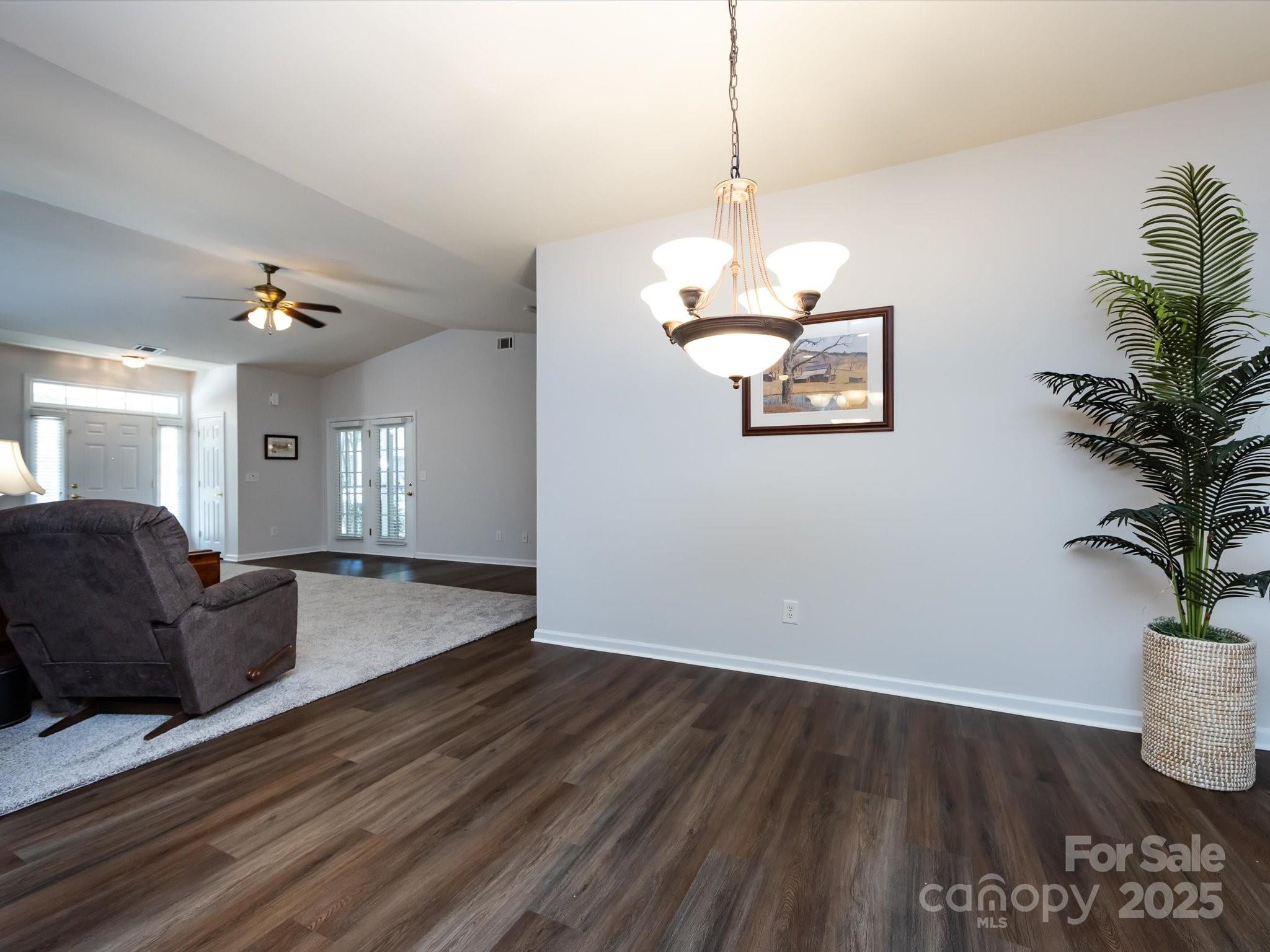6815 Cinnamon Circle Unit: 6-C
