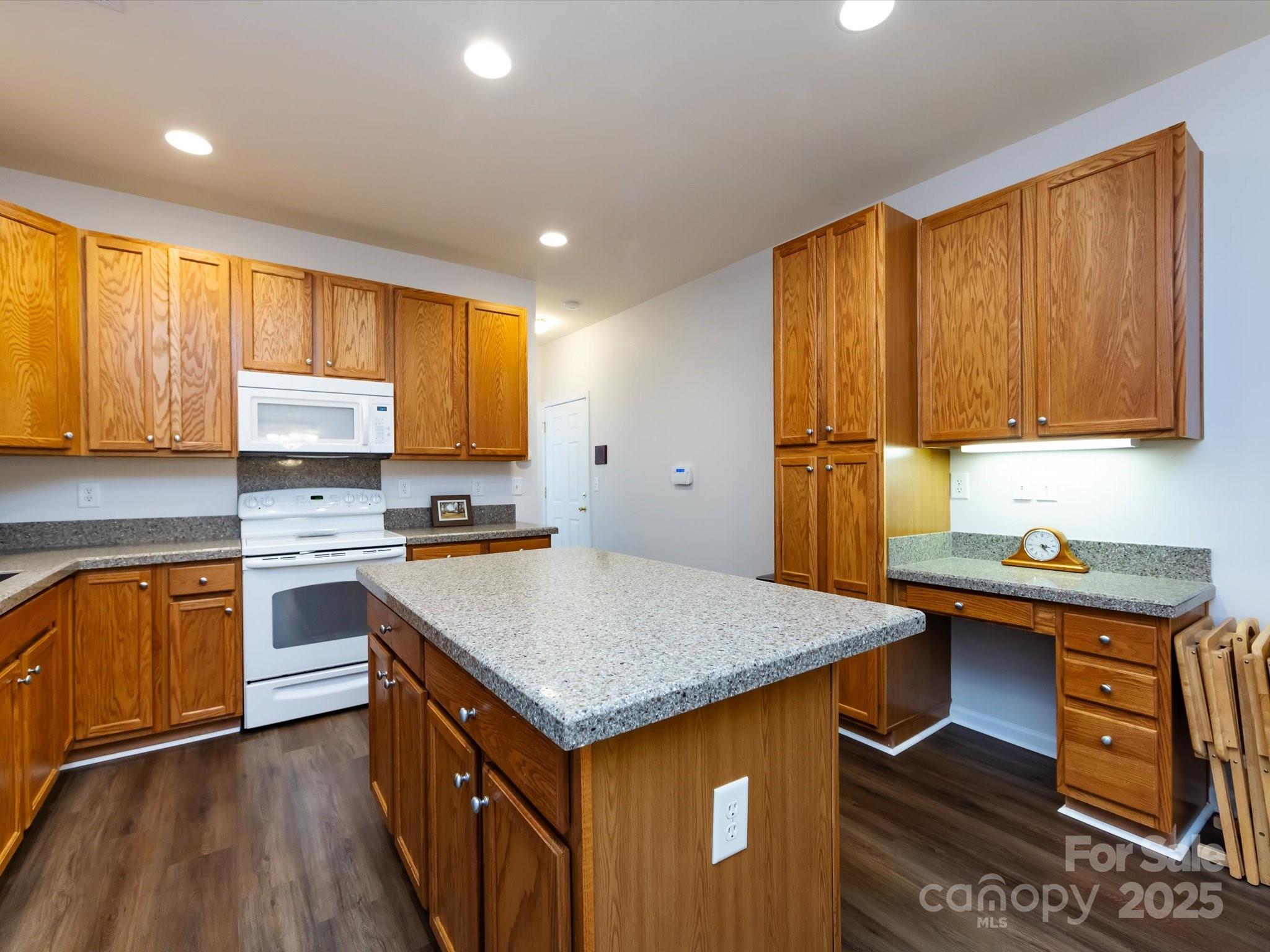 6815 Cinnamon Circle Unit: 6-C