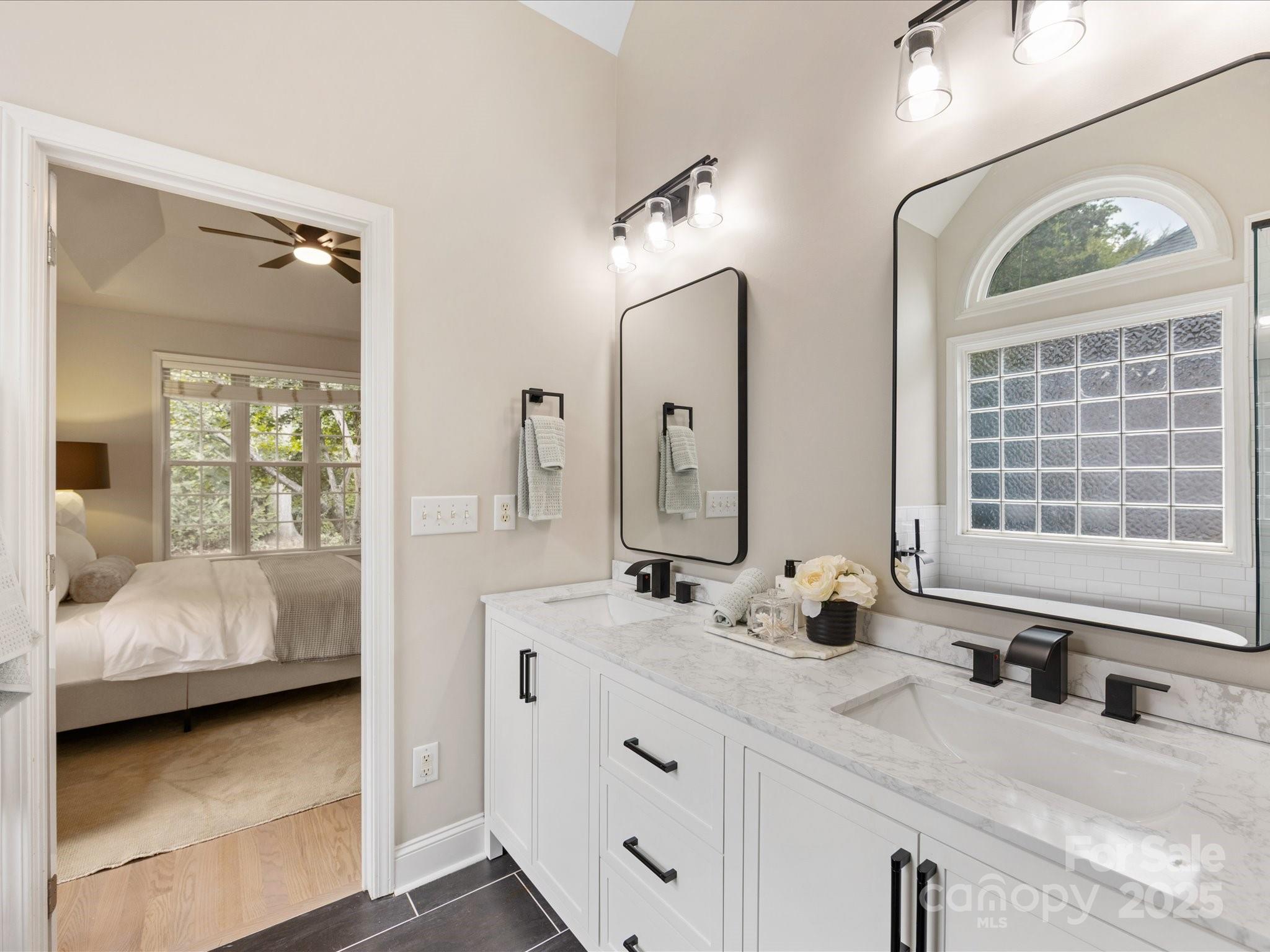 7006 Waggoners Glen Lane