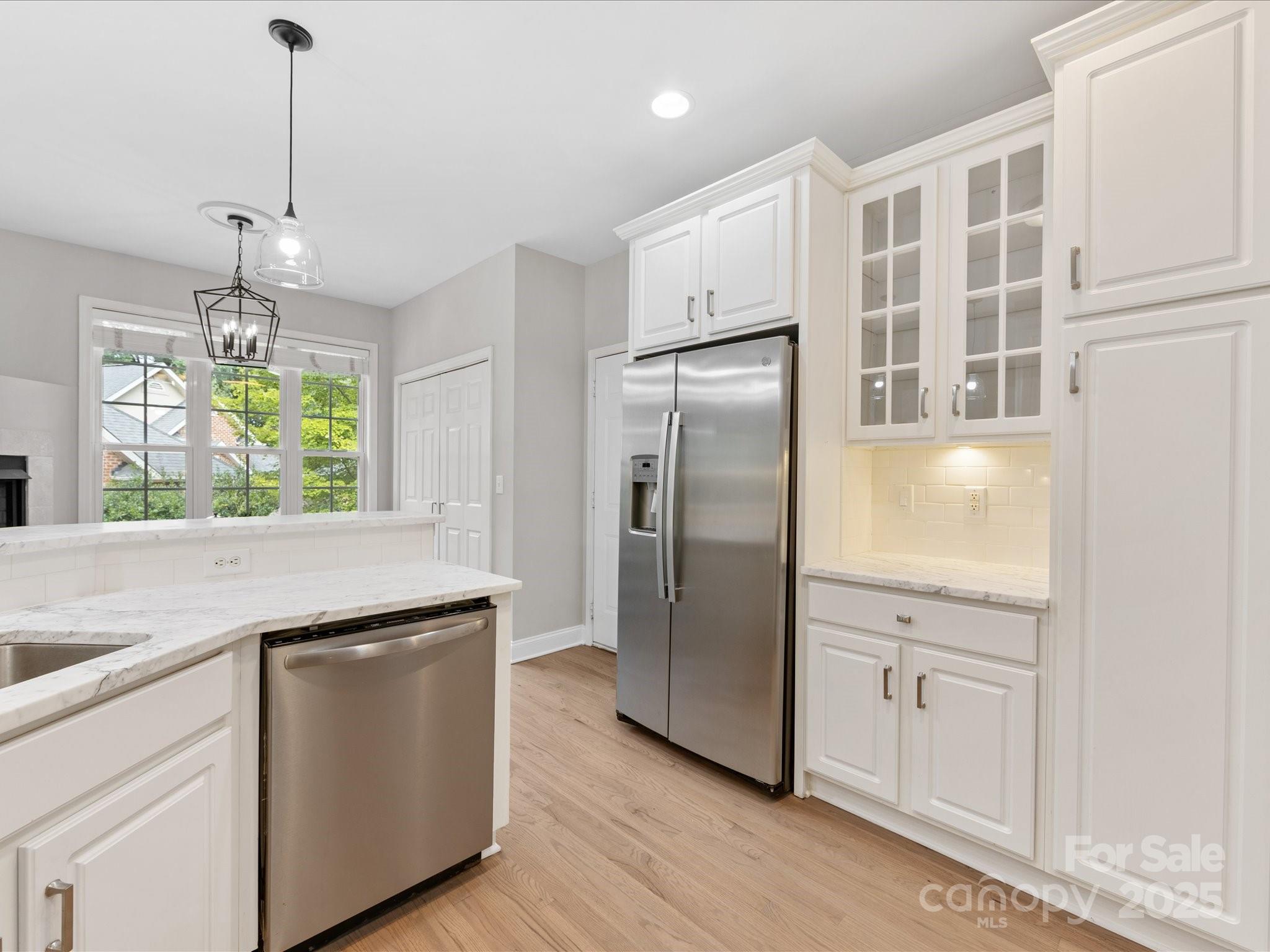 7006 Waggoners Glen Lane