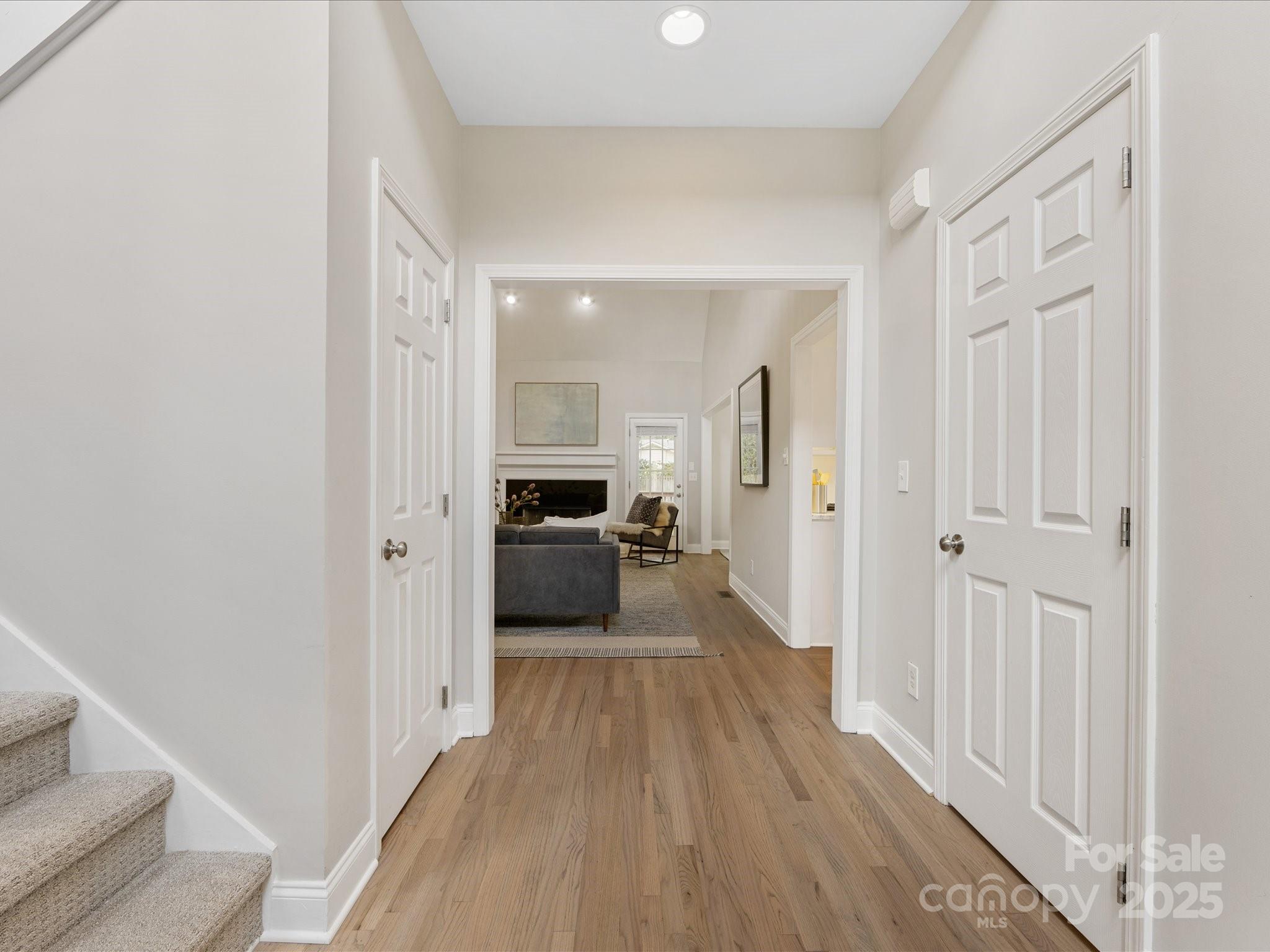 7006 Waggoners Glen Lane