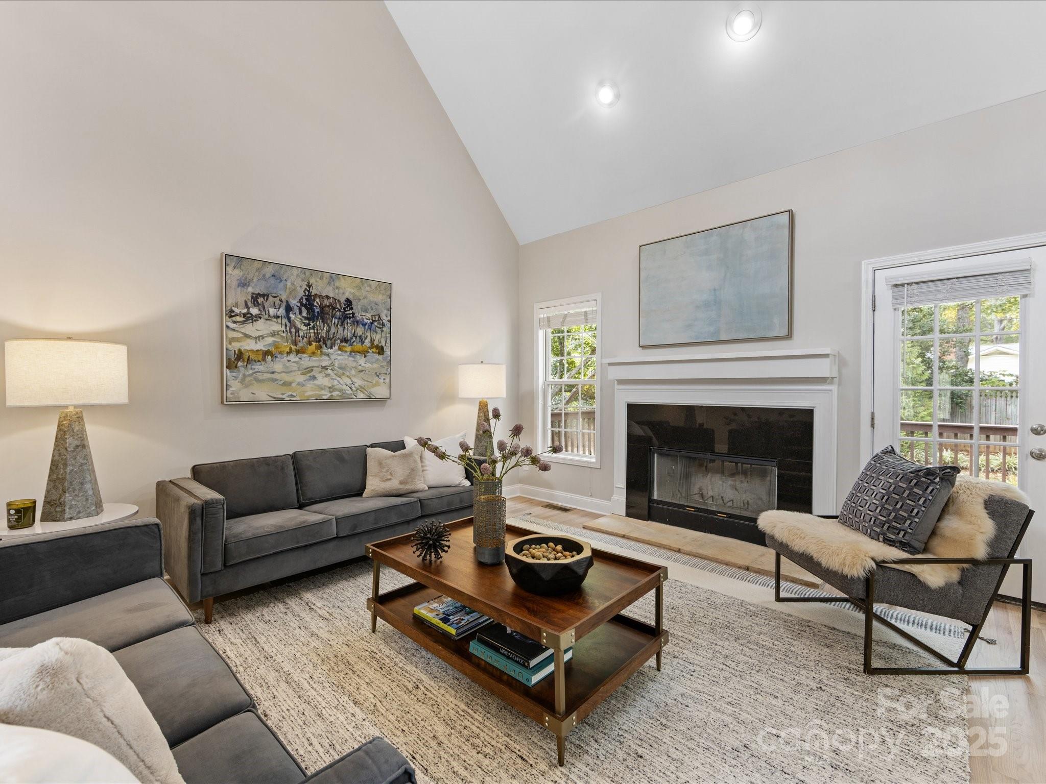 7006 Waggoners Glen Lane