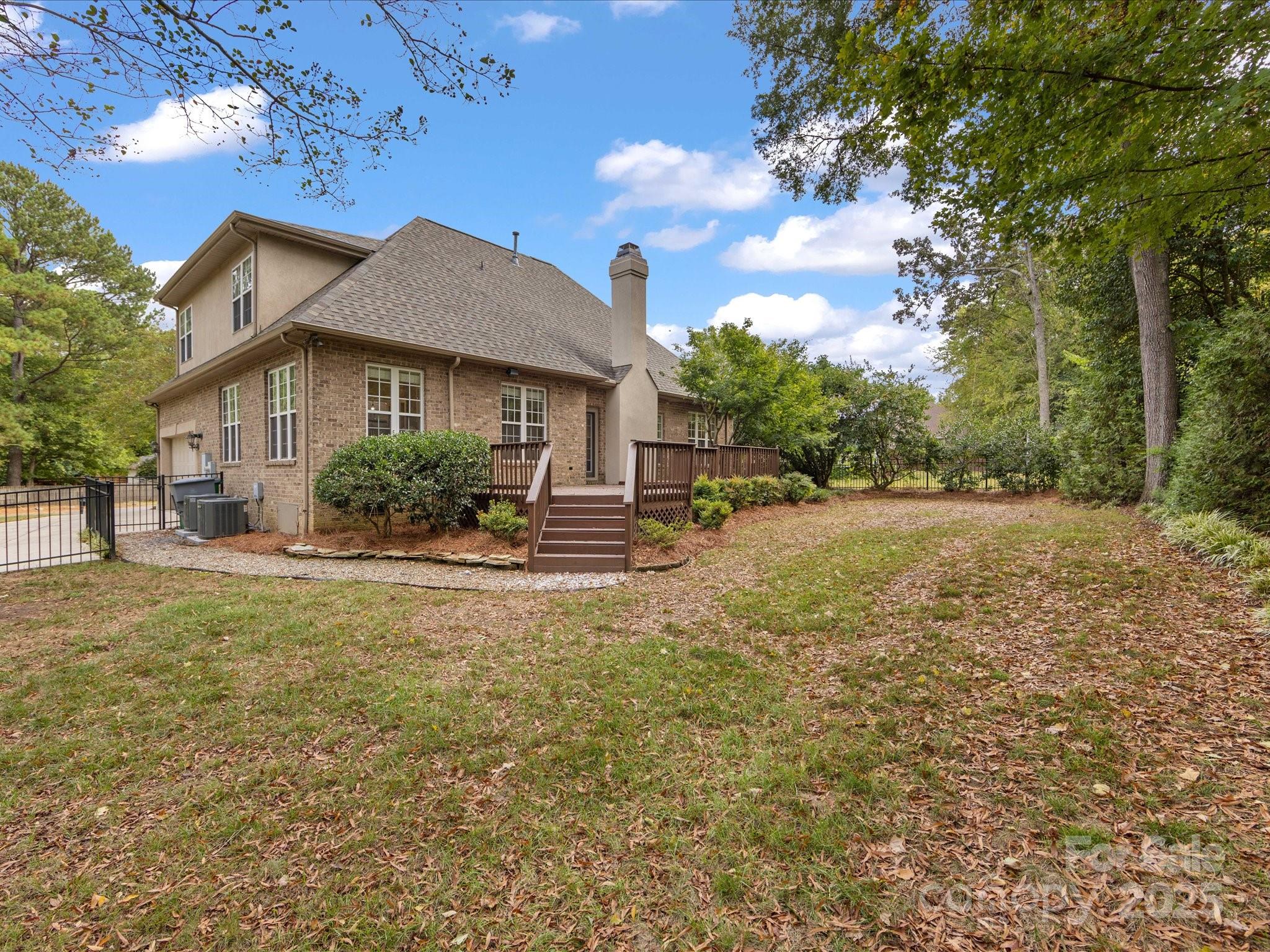 7006 Waggoners Glen Lane