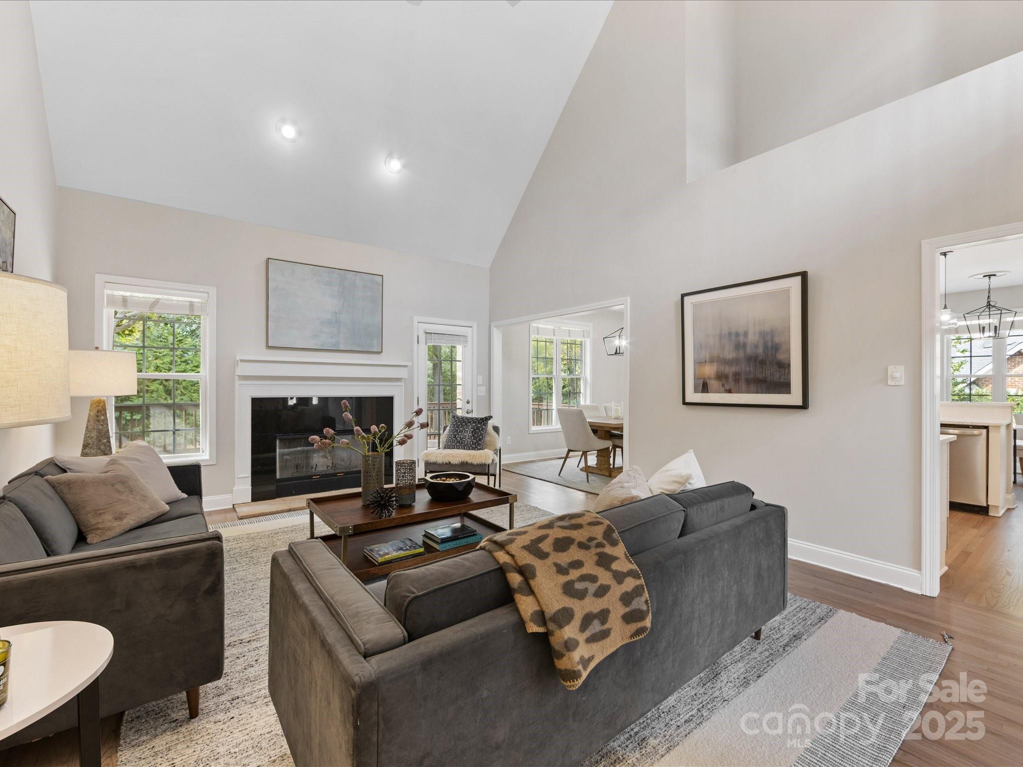 7006 Waggoners Glen Lane