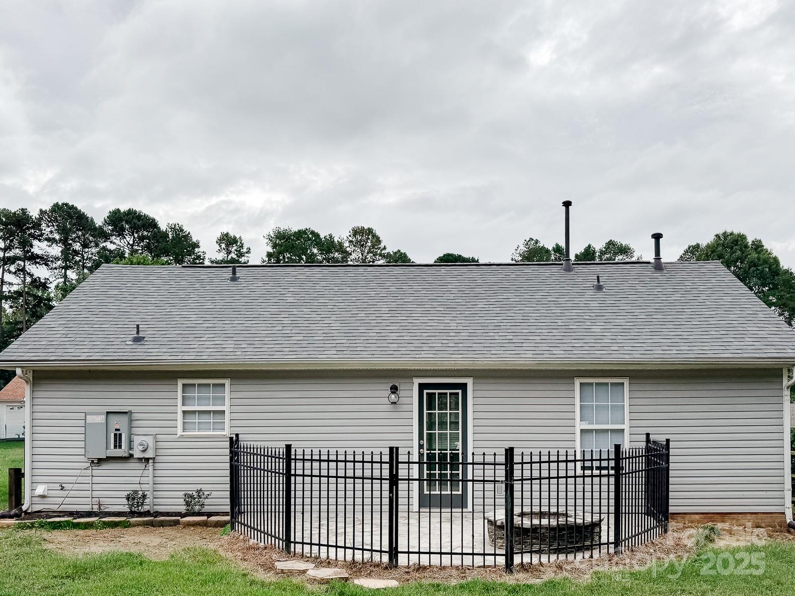 9417 Northwoods Forest Drive