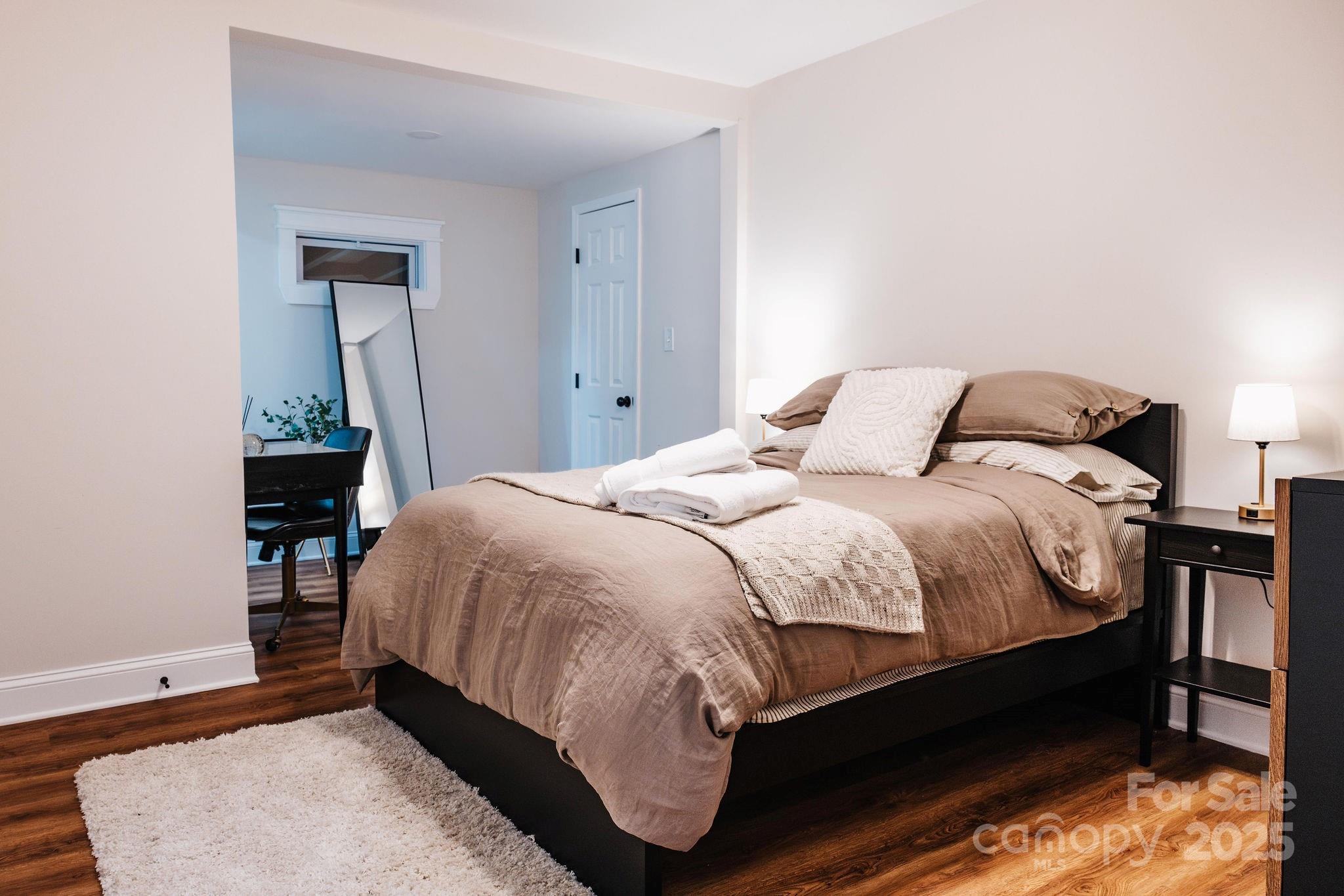 2230 Markham Court