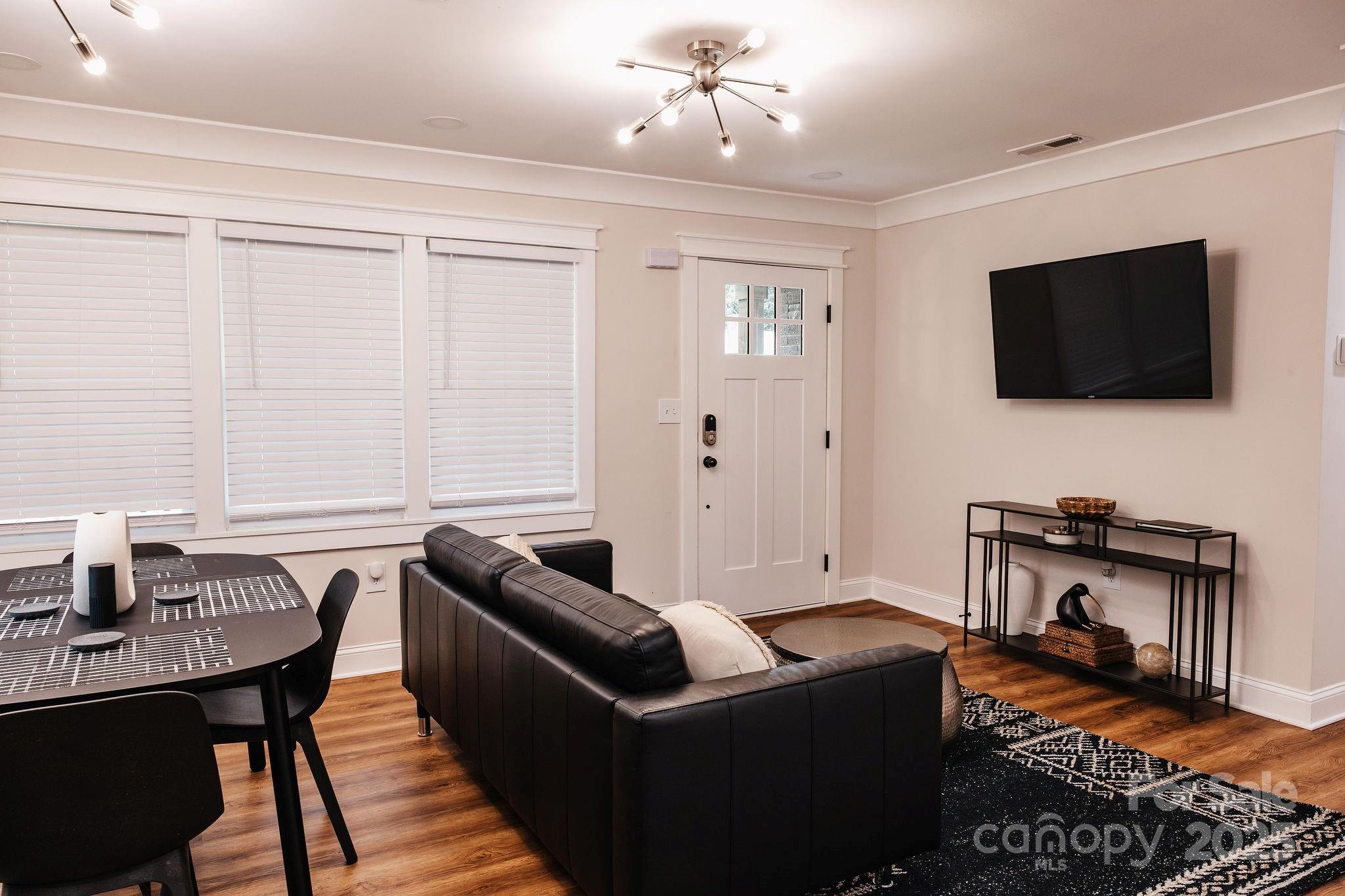 2230 Markham Court