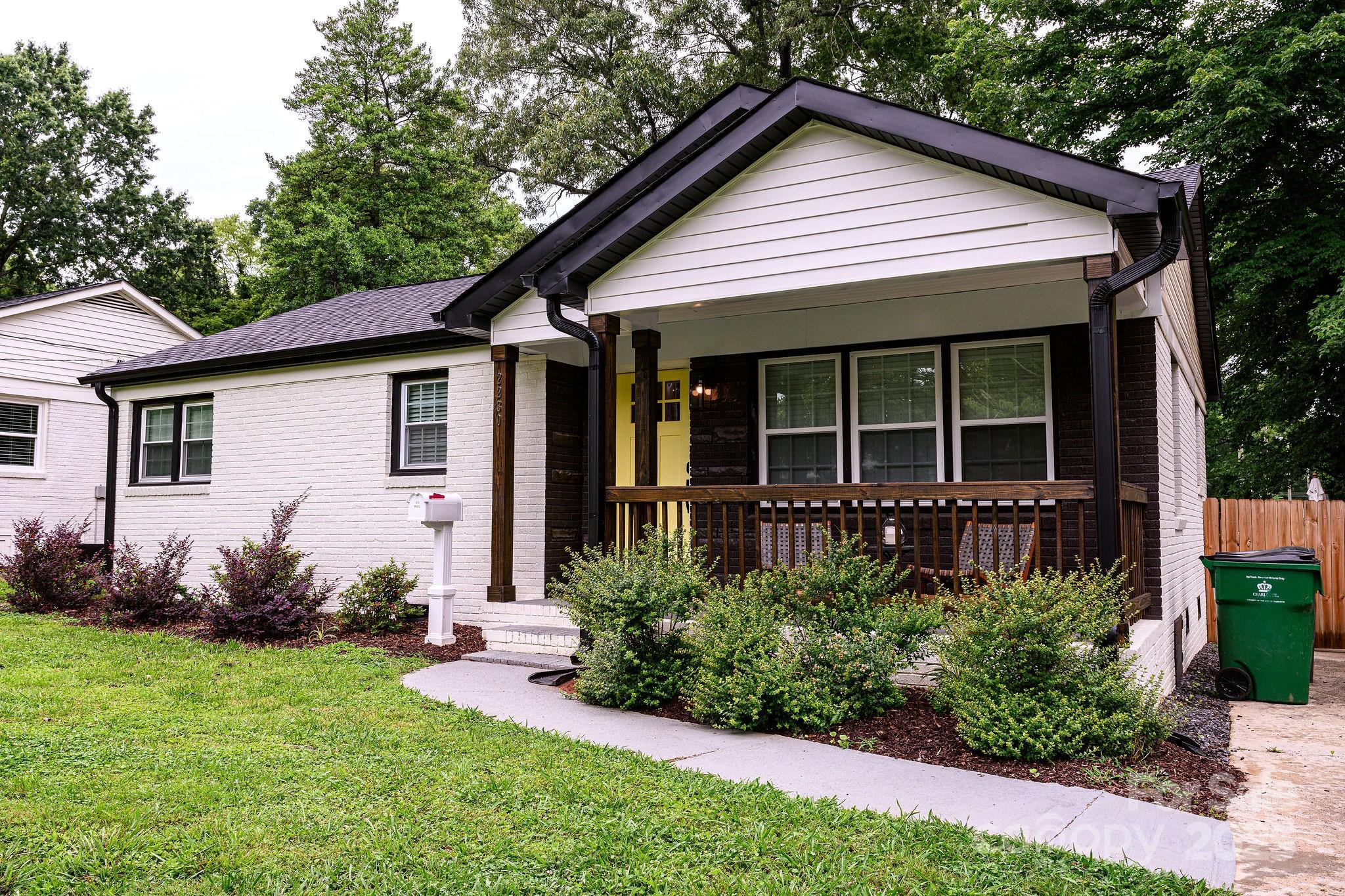 2230 Markham Court