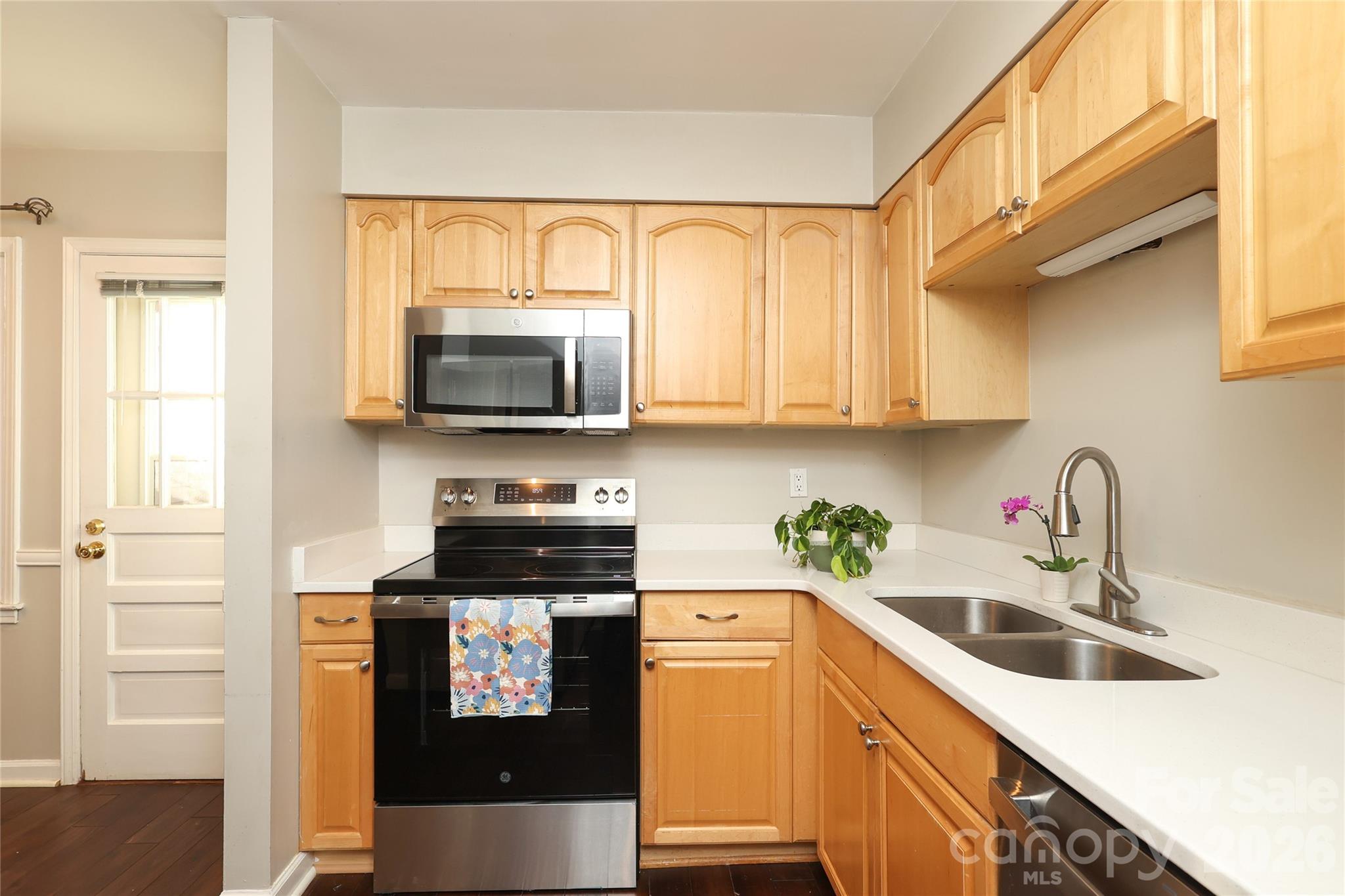 3722 Park Road Unit: B