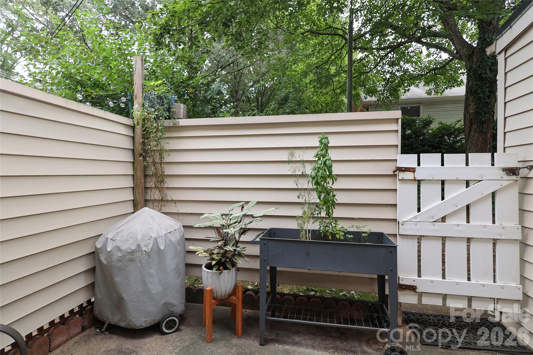 3722 Park Road Unit: B