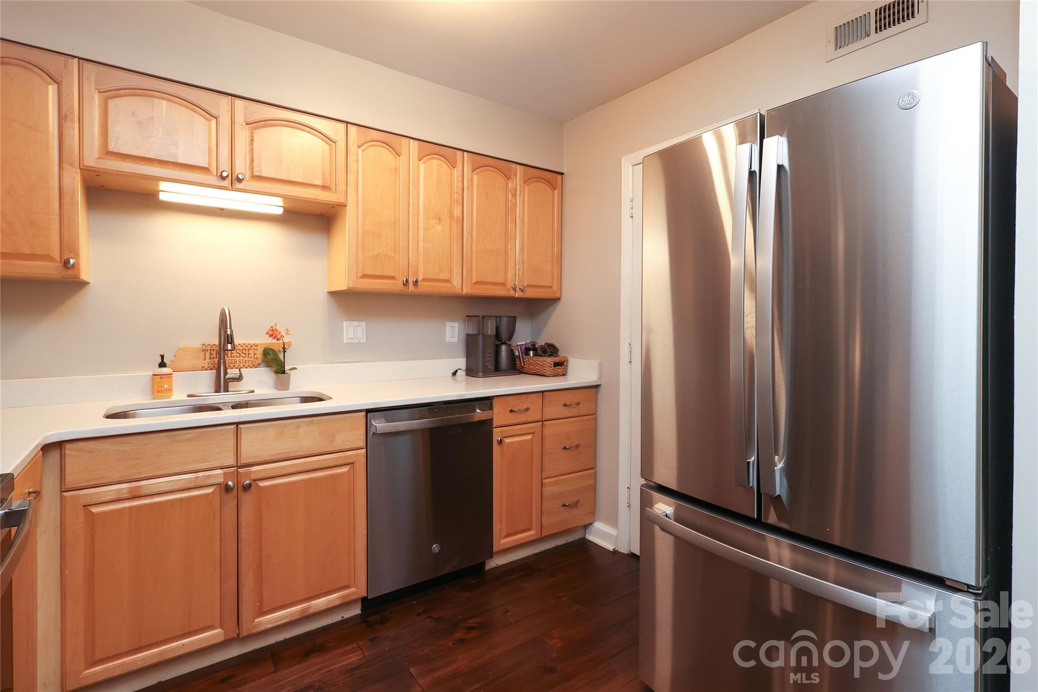 3722 Park Road Unit: B