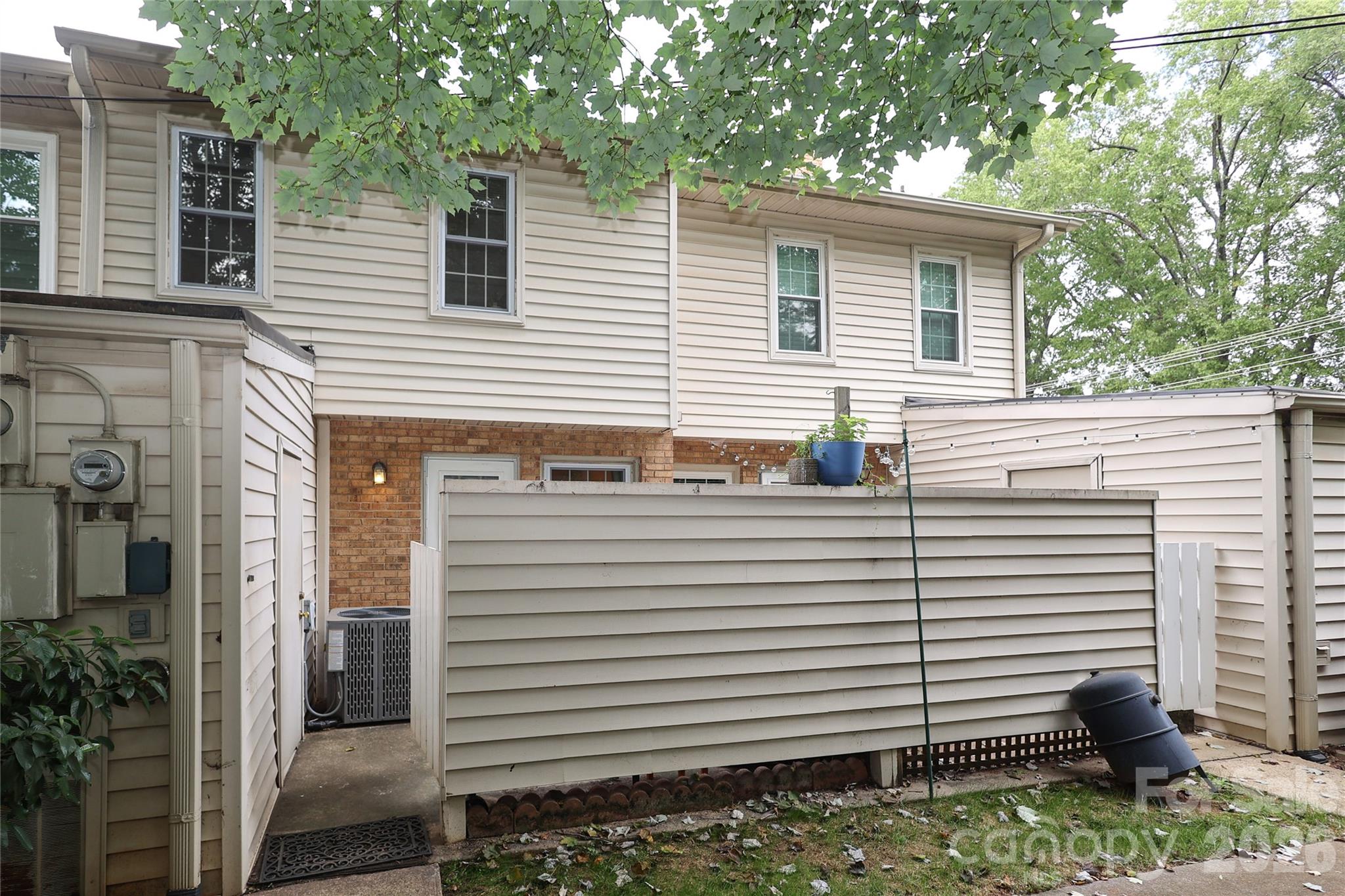 3722 Park Road Unit: B
