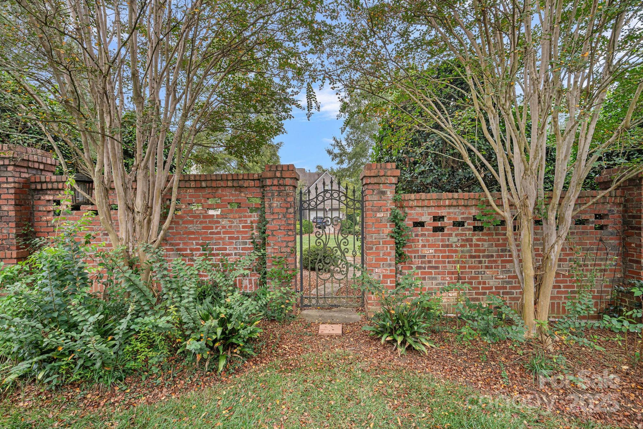 8007 Vanderhorn Lane