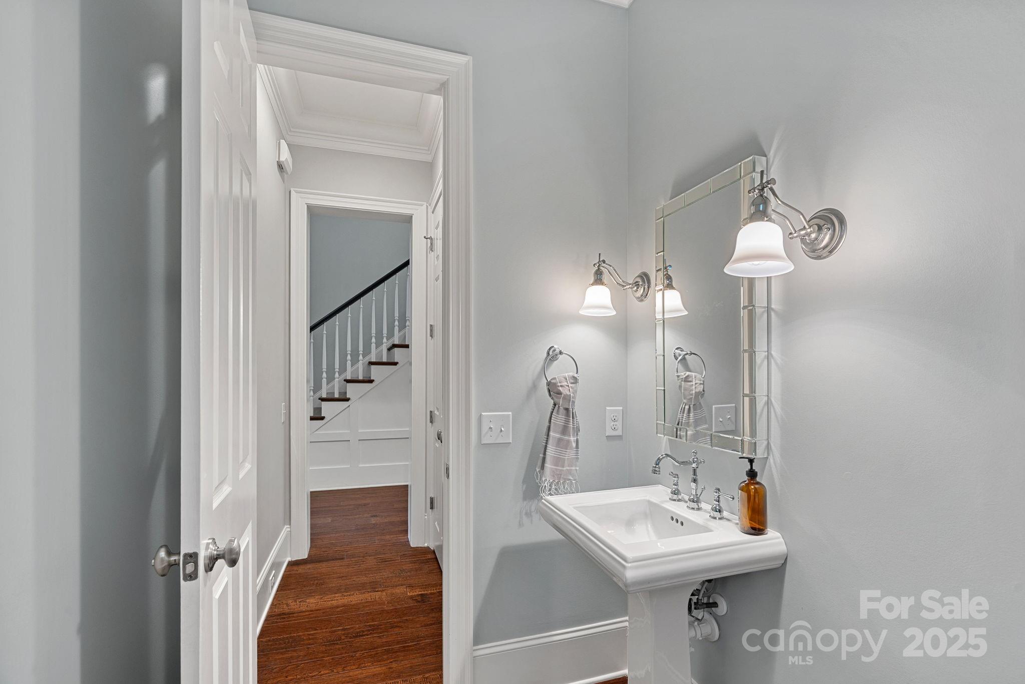 8007 Vanderhorn Lane