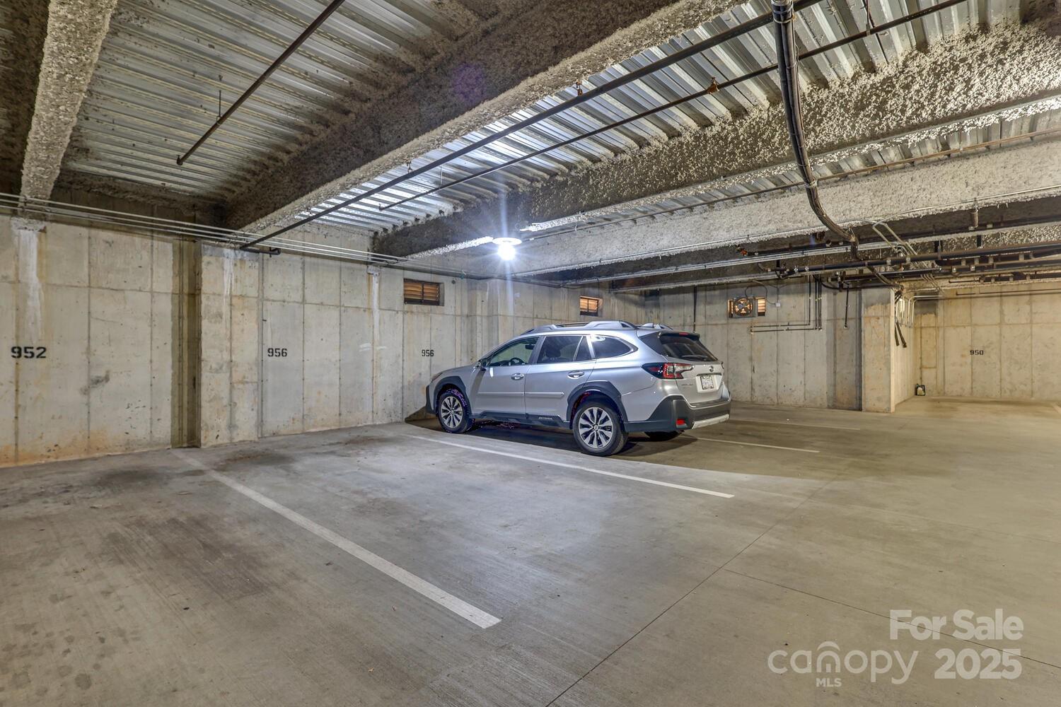 956 Queens Road Unit: 956