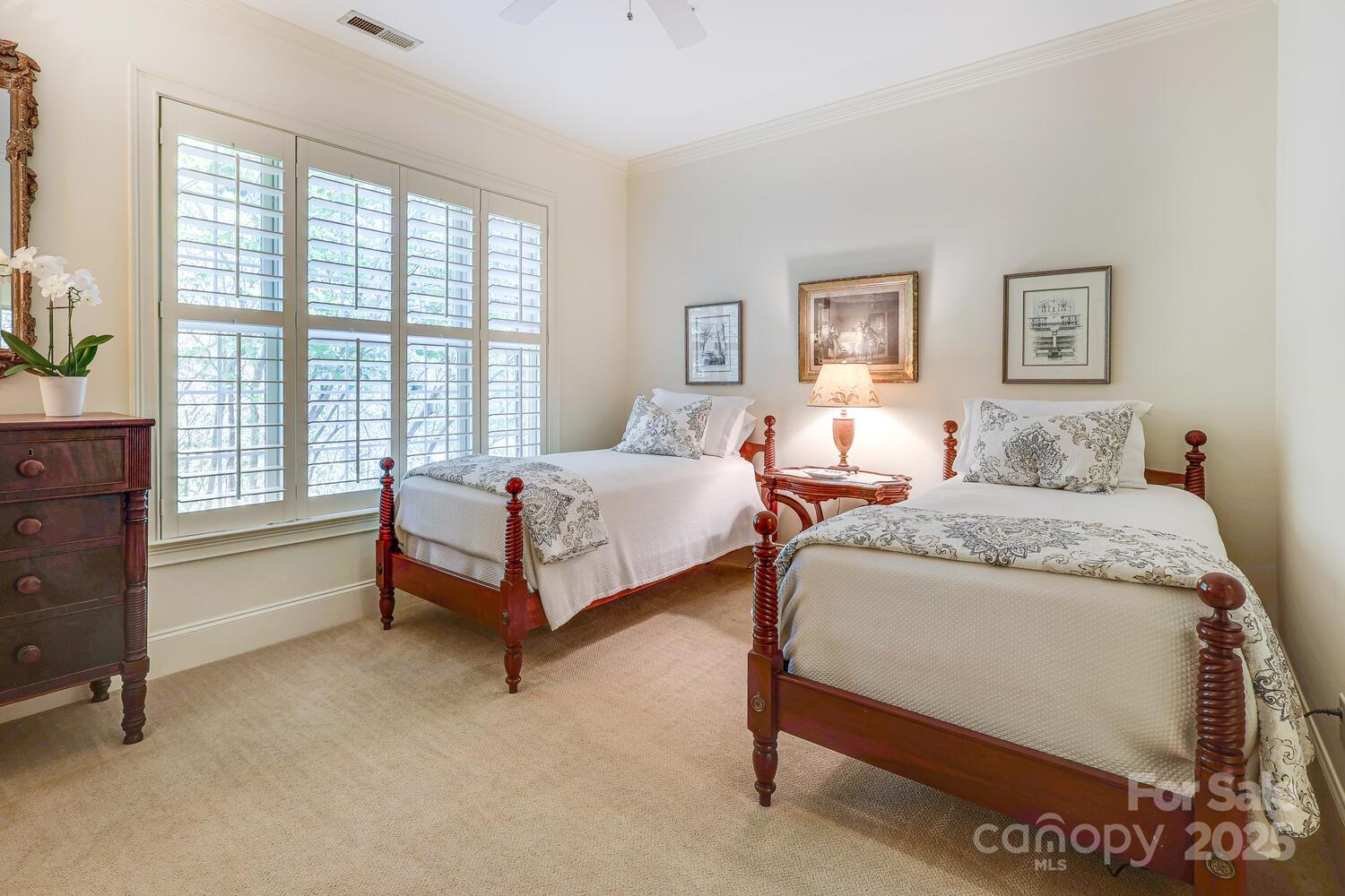 956 Queens Road Unit: 956
