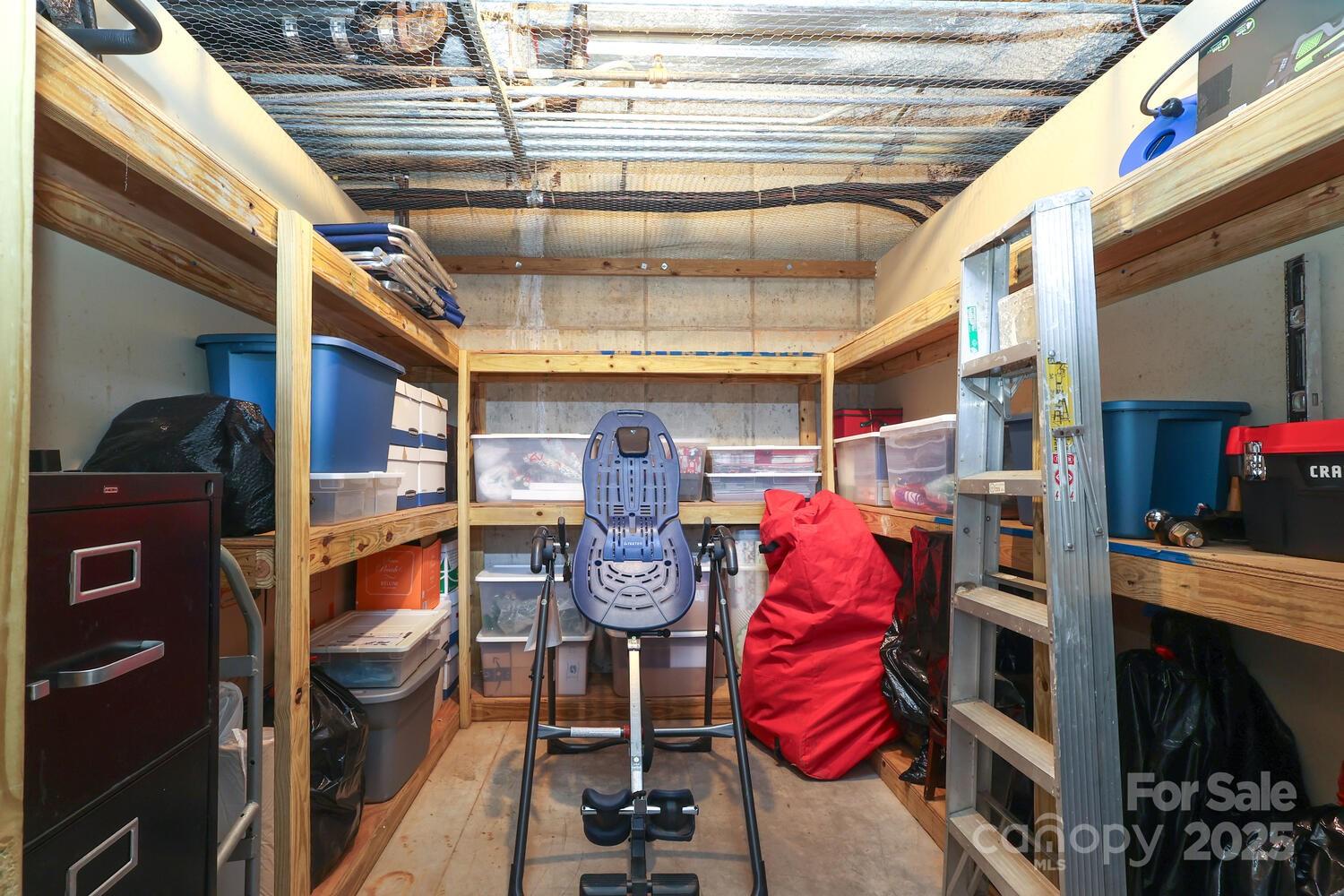 956 Queens Road Unit: 956
