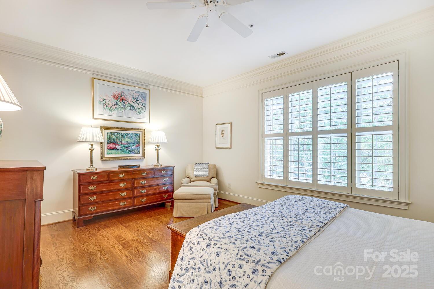 956 Queens Road Unit: 956