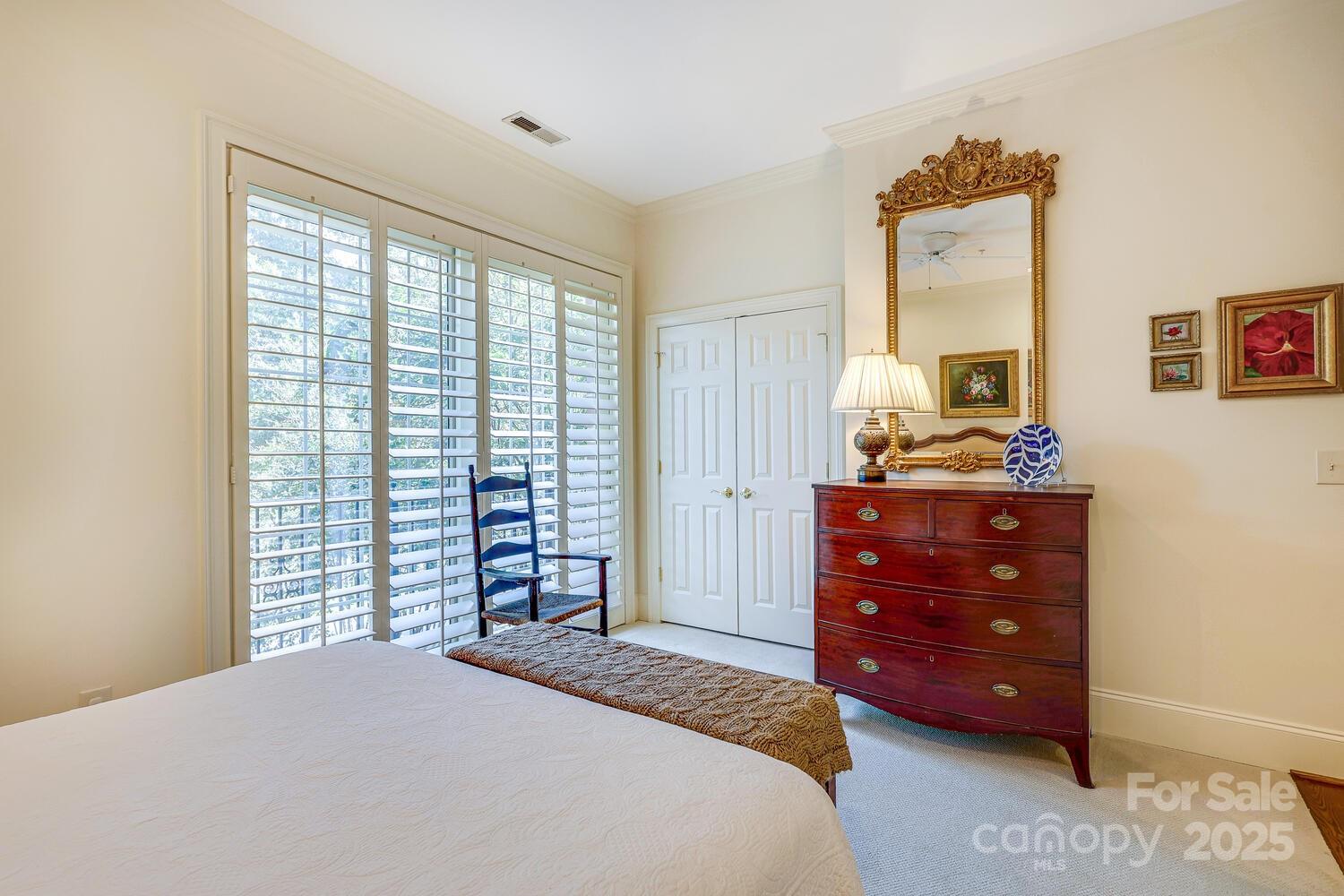 956 Queens Road Unit: 956