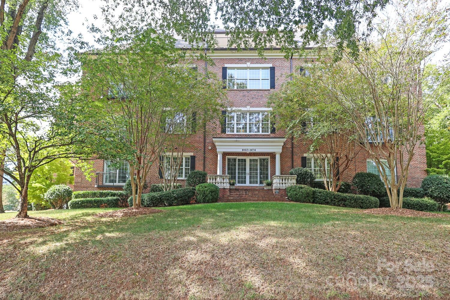 956 Queens Road Unit: 956