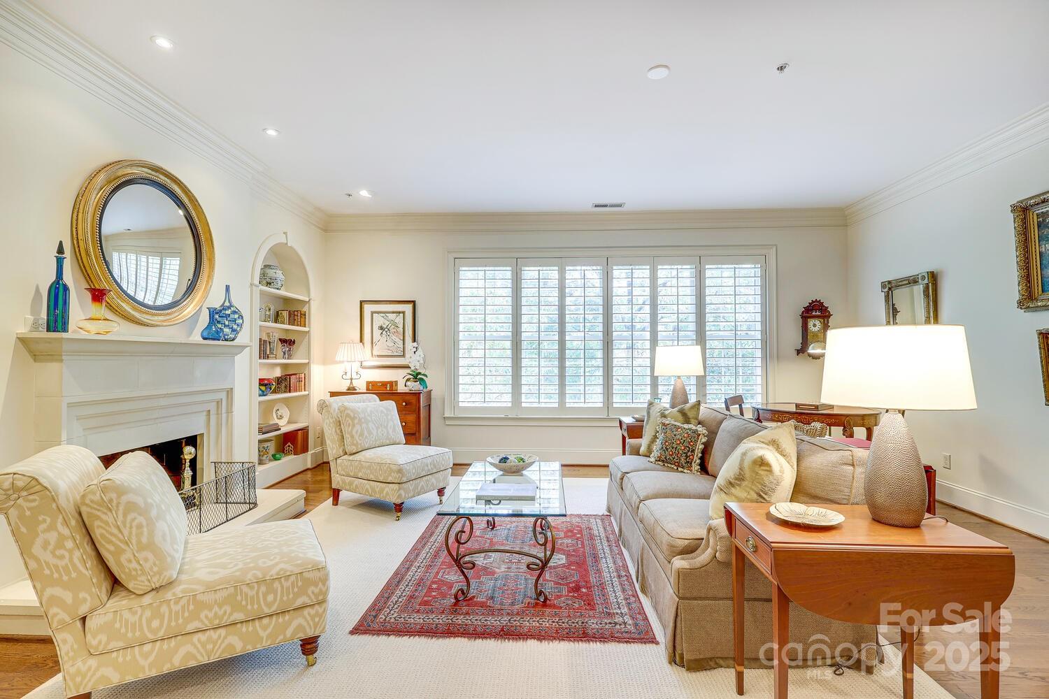 956 Queens Road Unit: 956