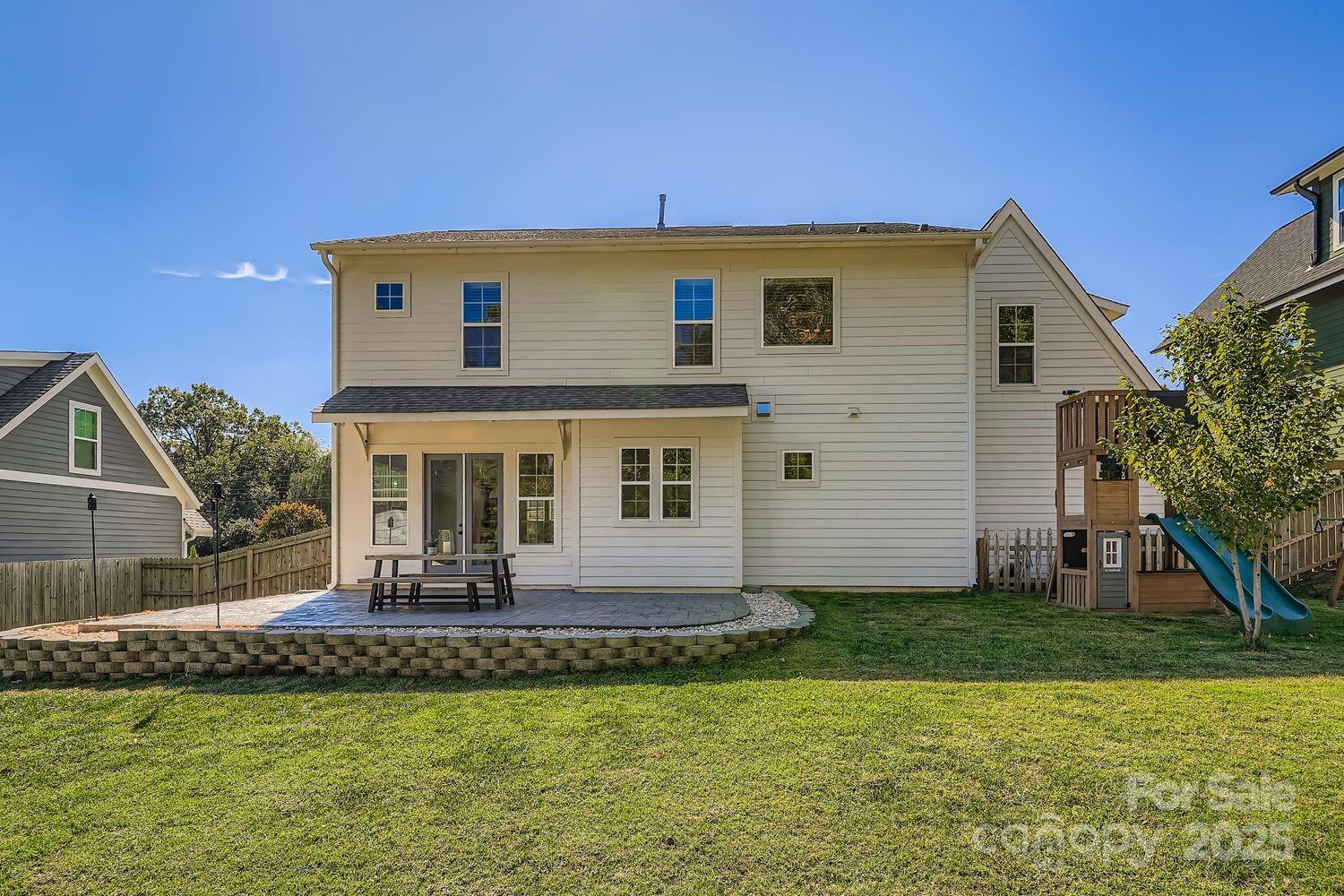 2827 Springway Drive
