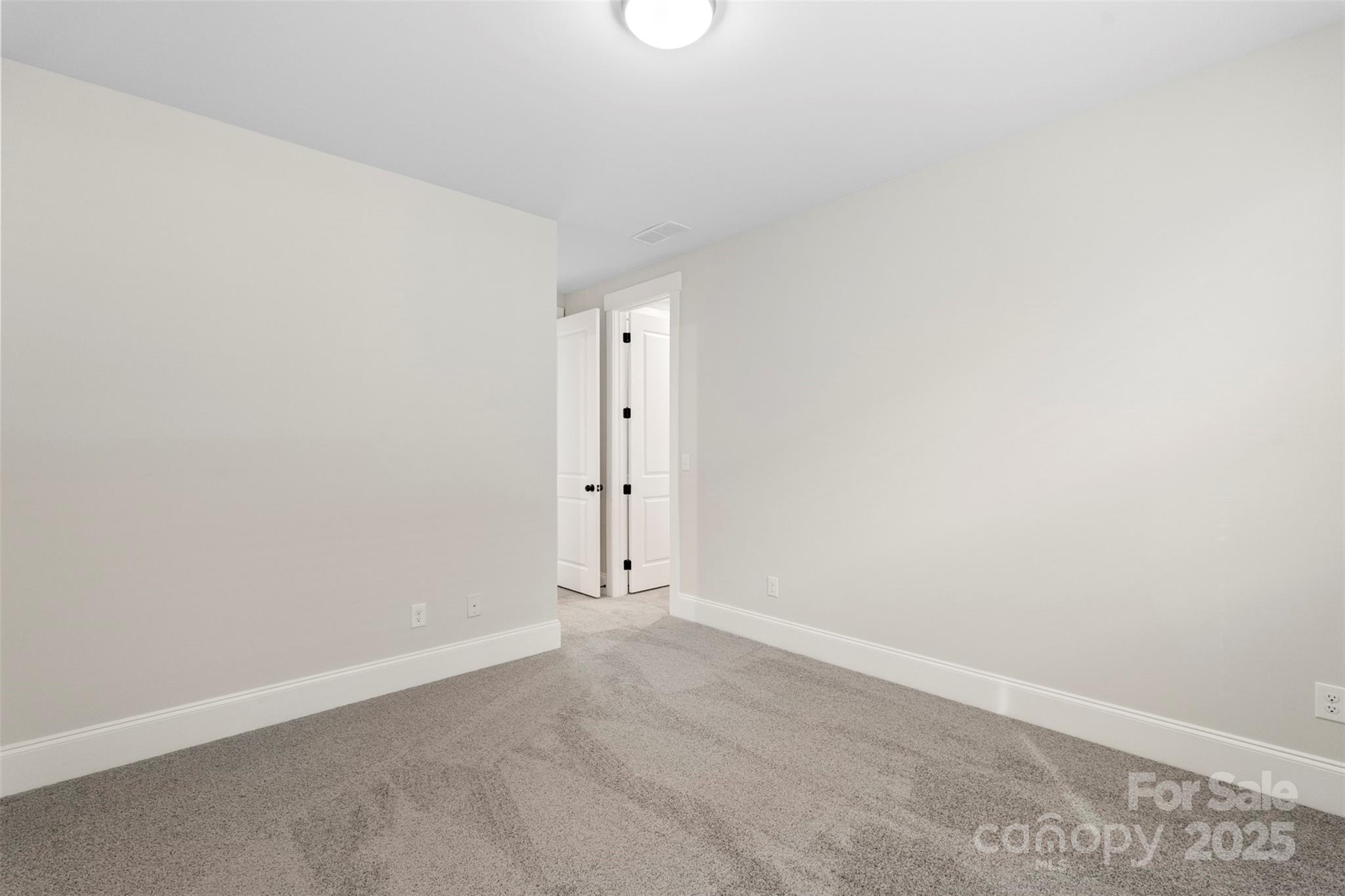 283 Luray Way Unit: 449