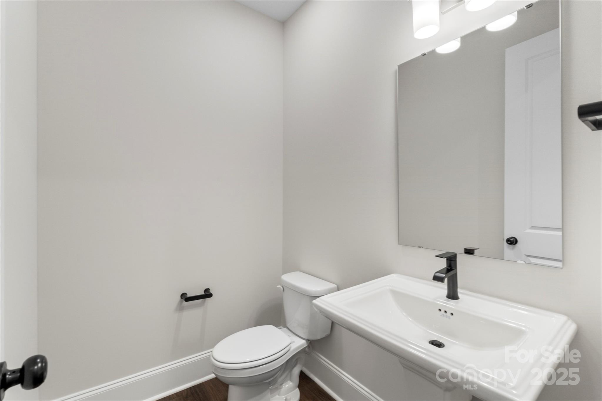 283 Luray Way Unit: 449