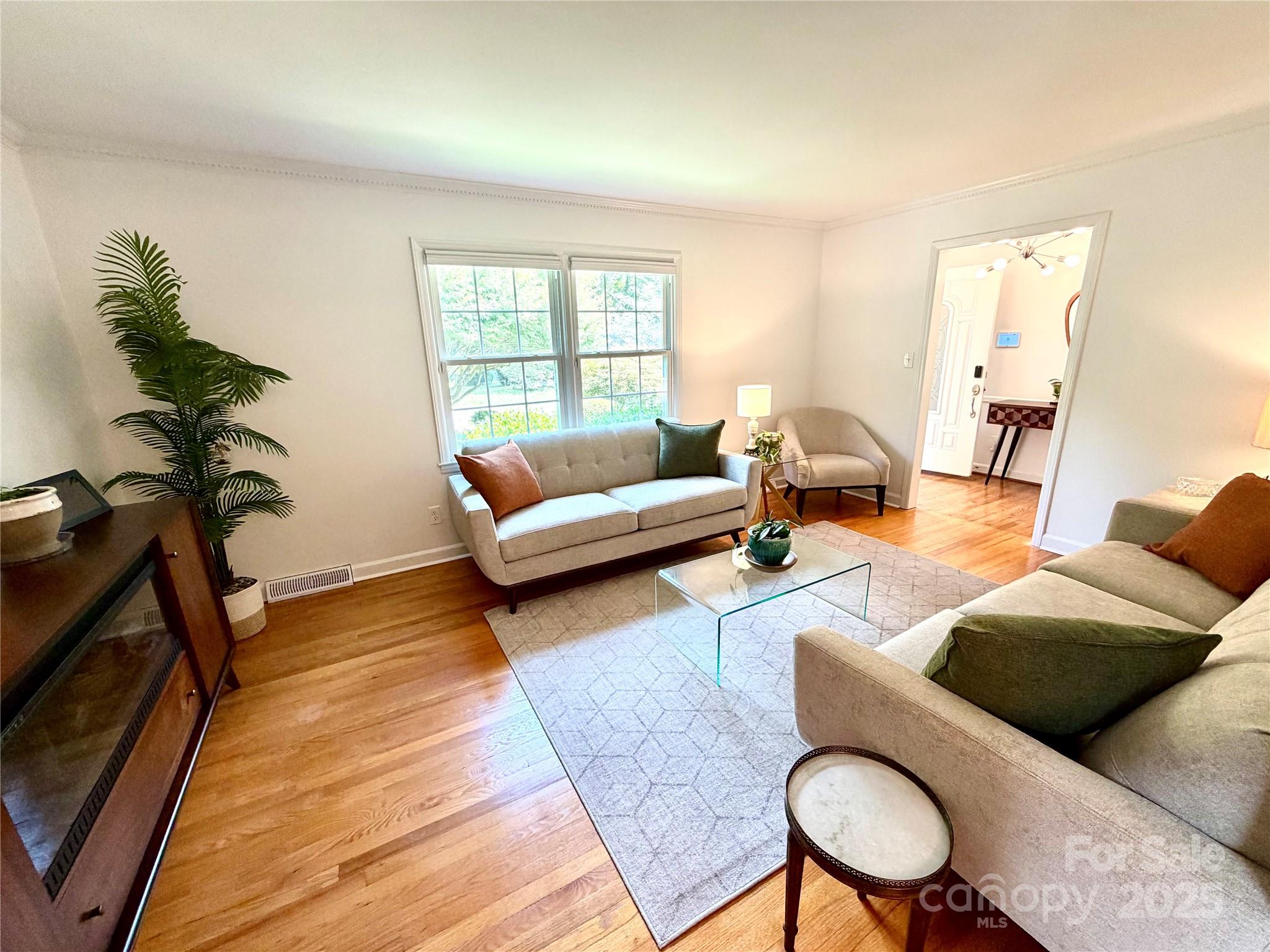 5300 Glenbrier Drive