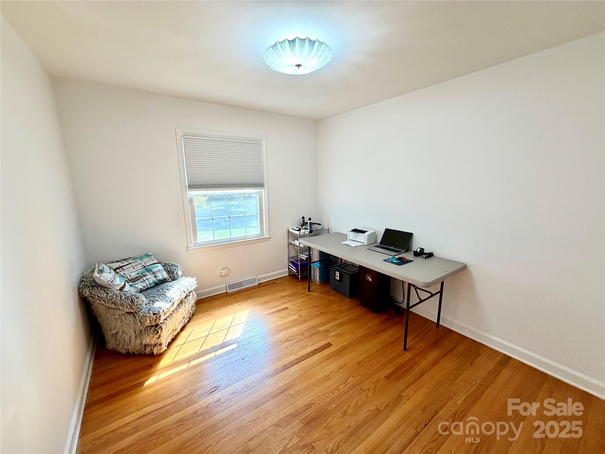 5300 Glenbrier Drive