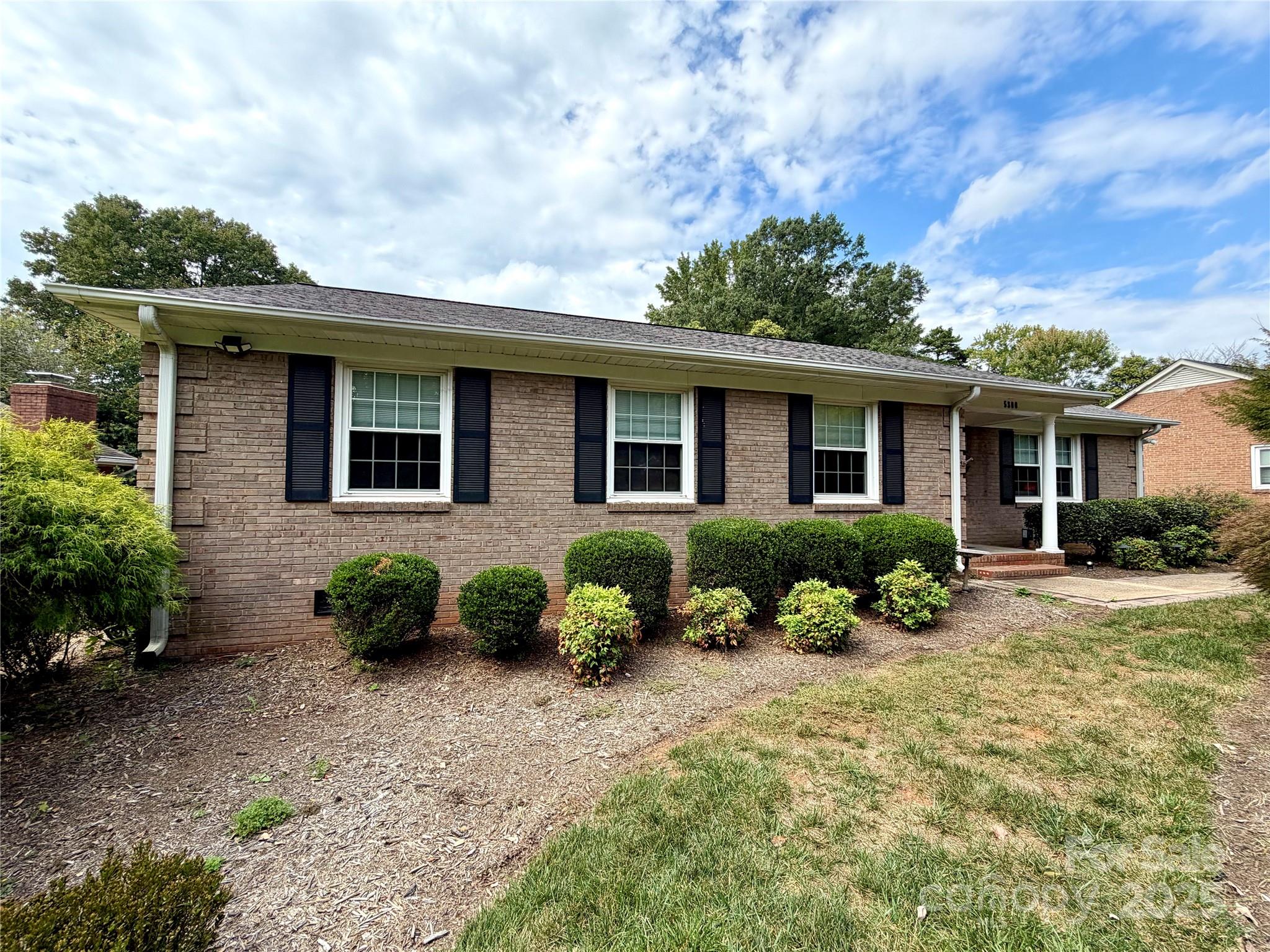 5300 Glenbrier Drive