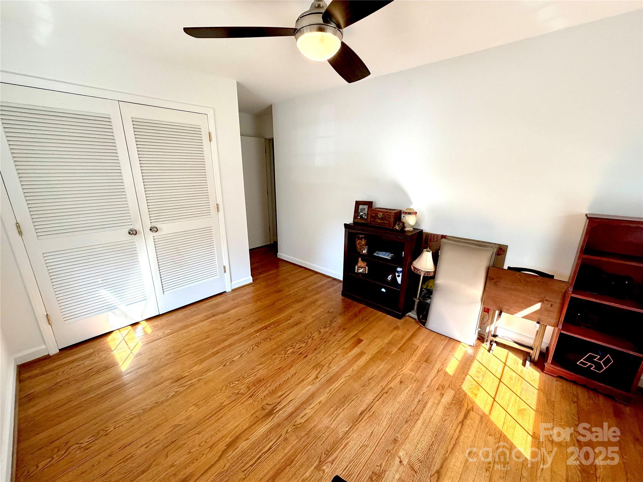 5300 Glenbrier Drive