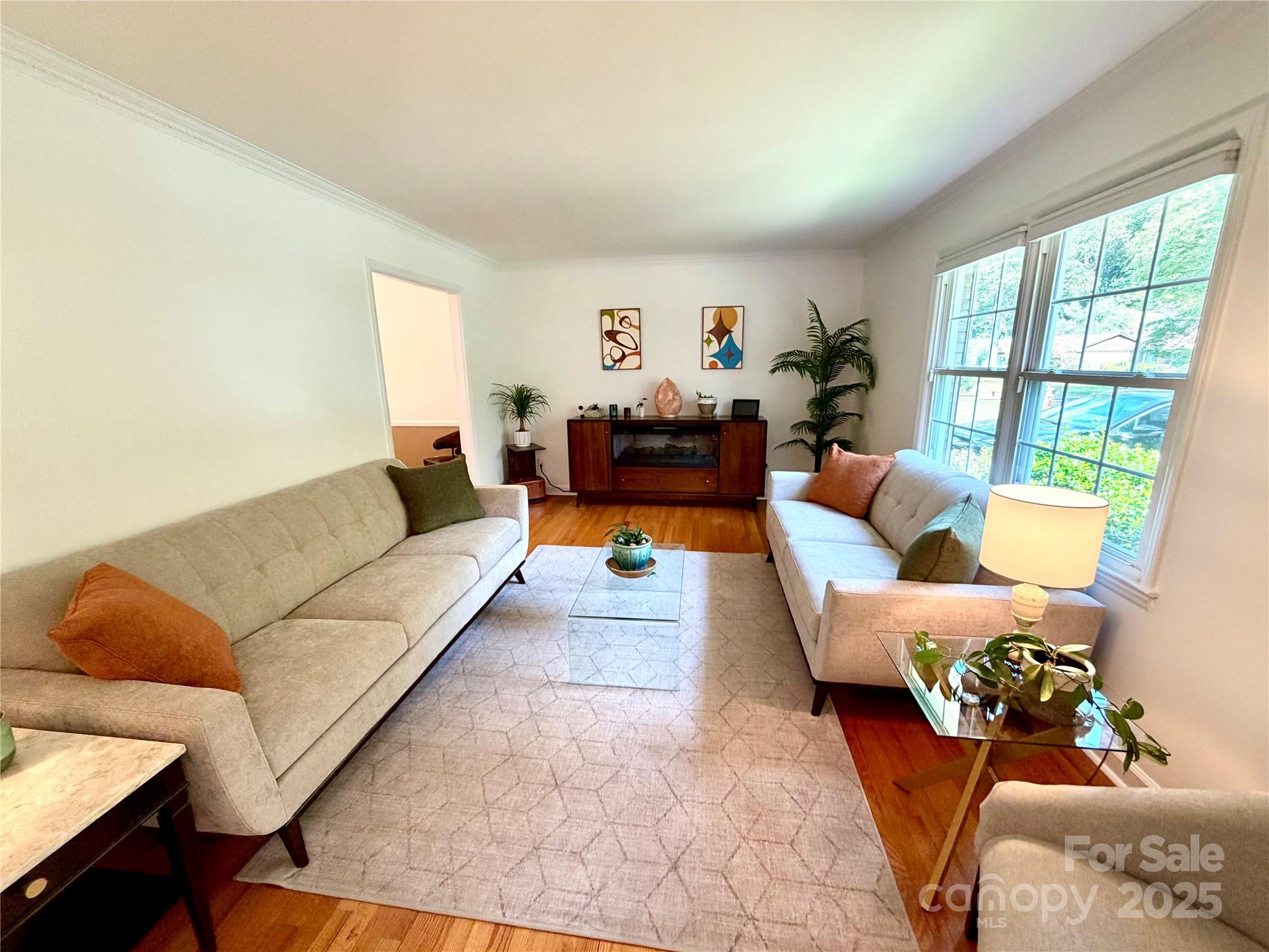 5300 Glenbrier Drive