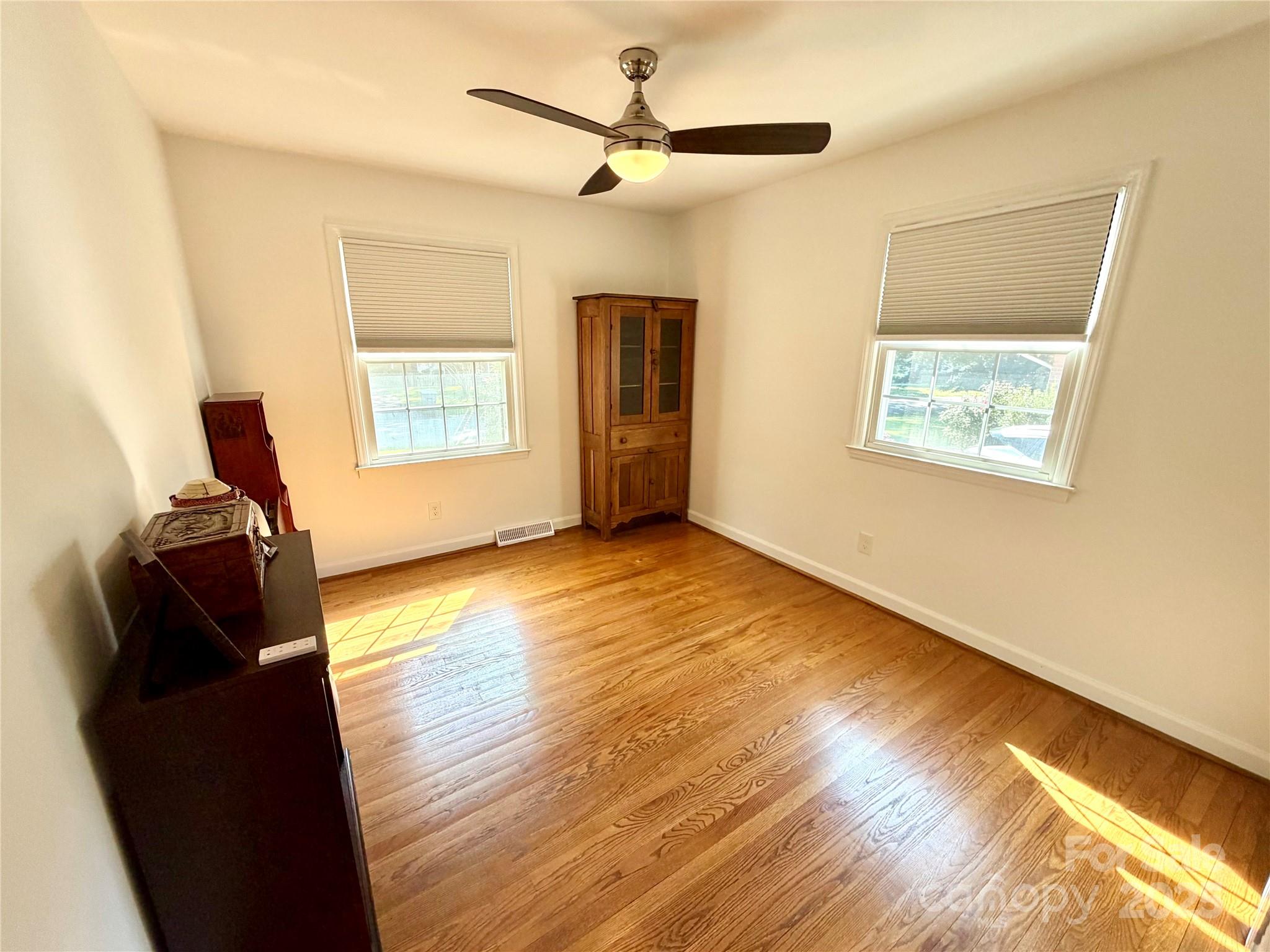 5300 Glenbrier Drive