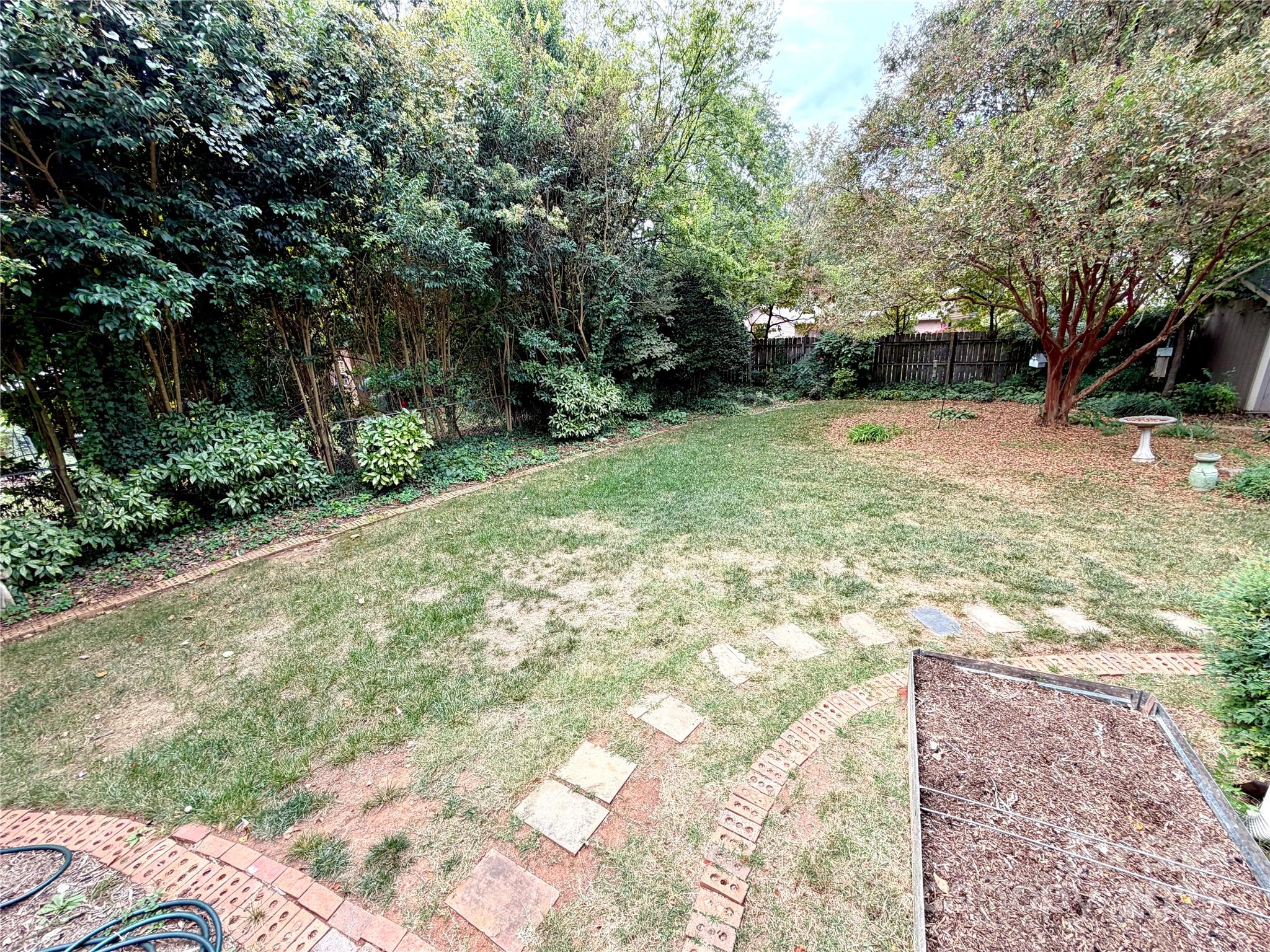 5300 Glenbrier Drive