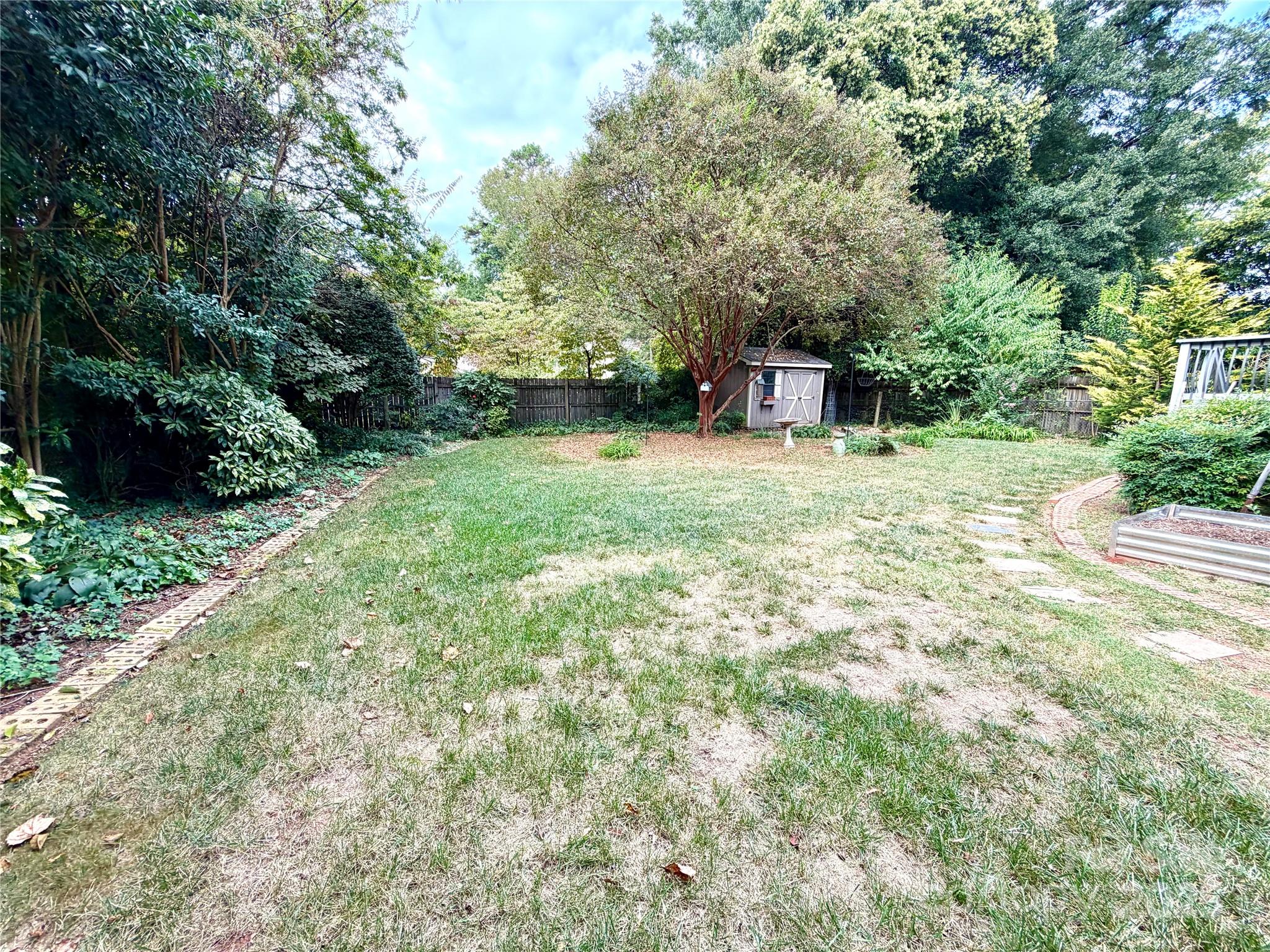 5300 Glenbrier Drive