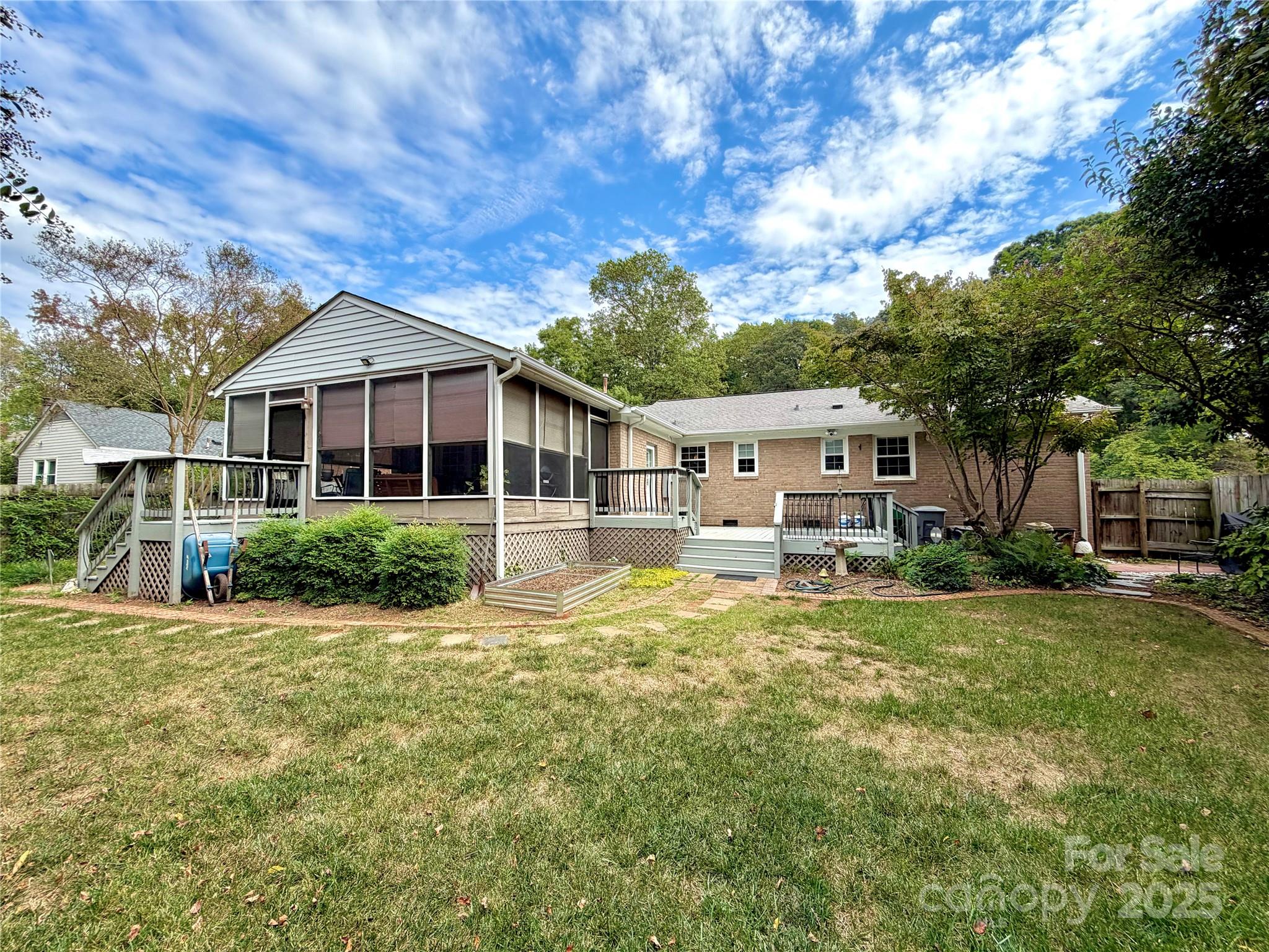 5300 Glenbrier Drive