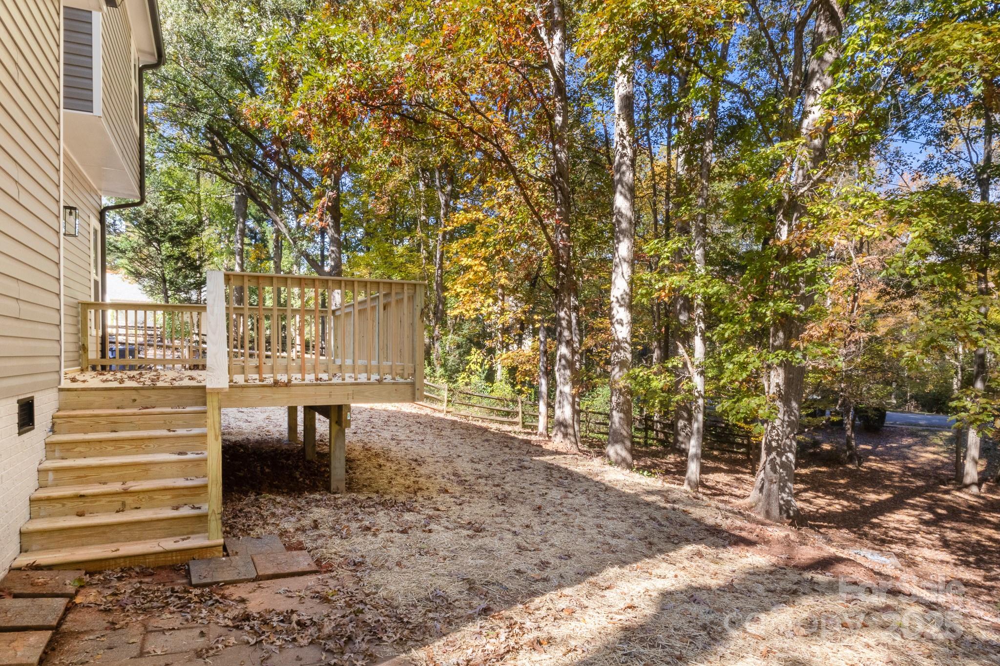 12415 Bluff Meadow Trail