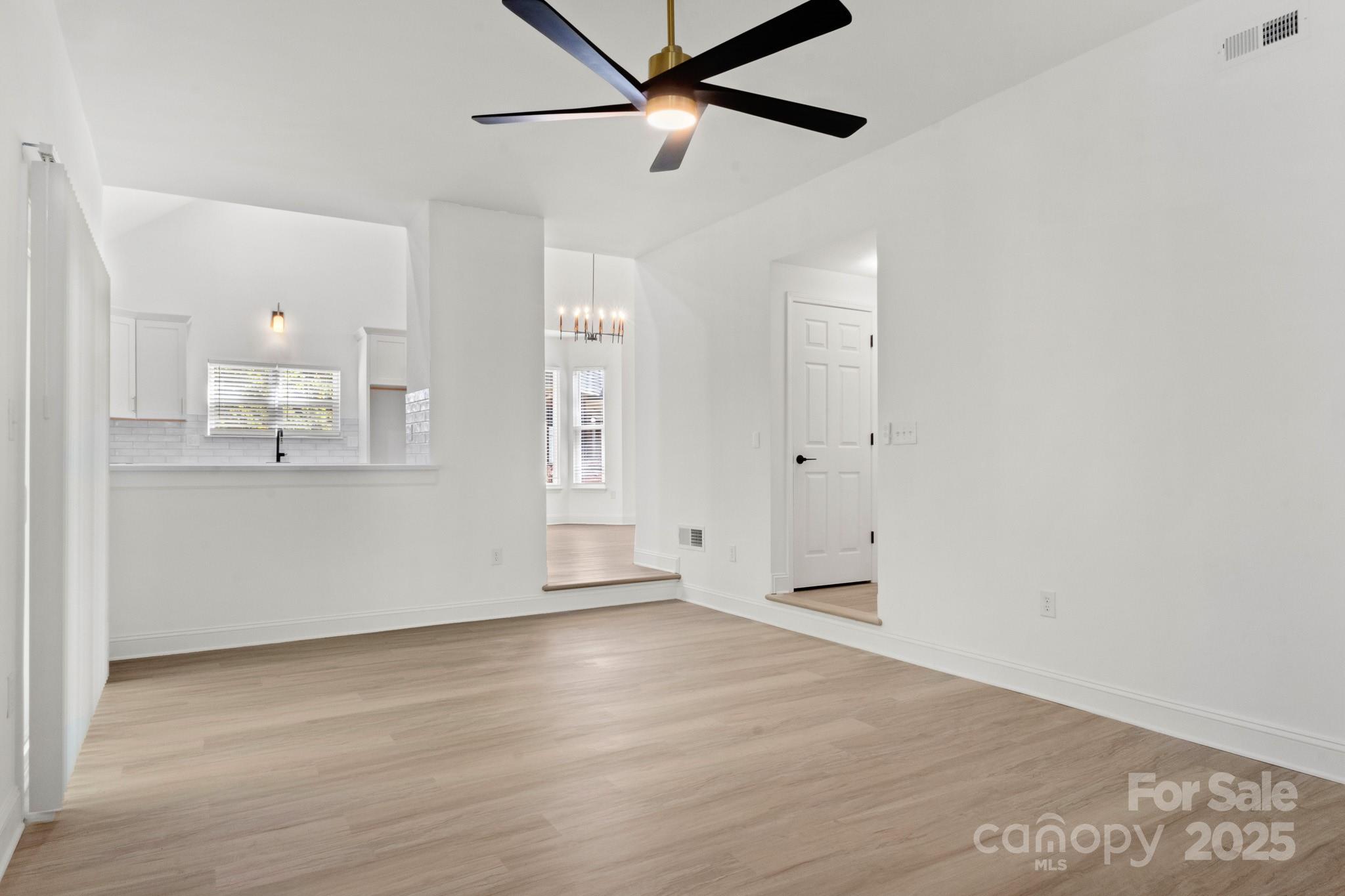 12415 Bluff Meadow Trail