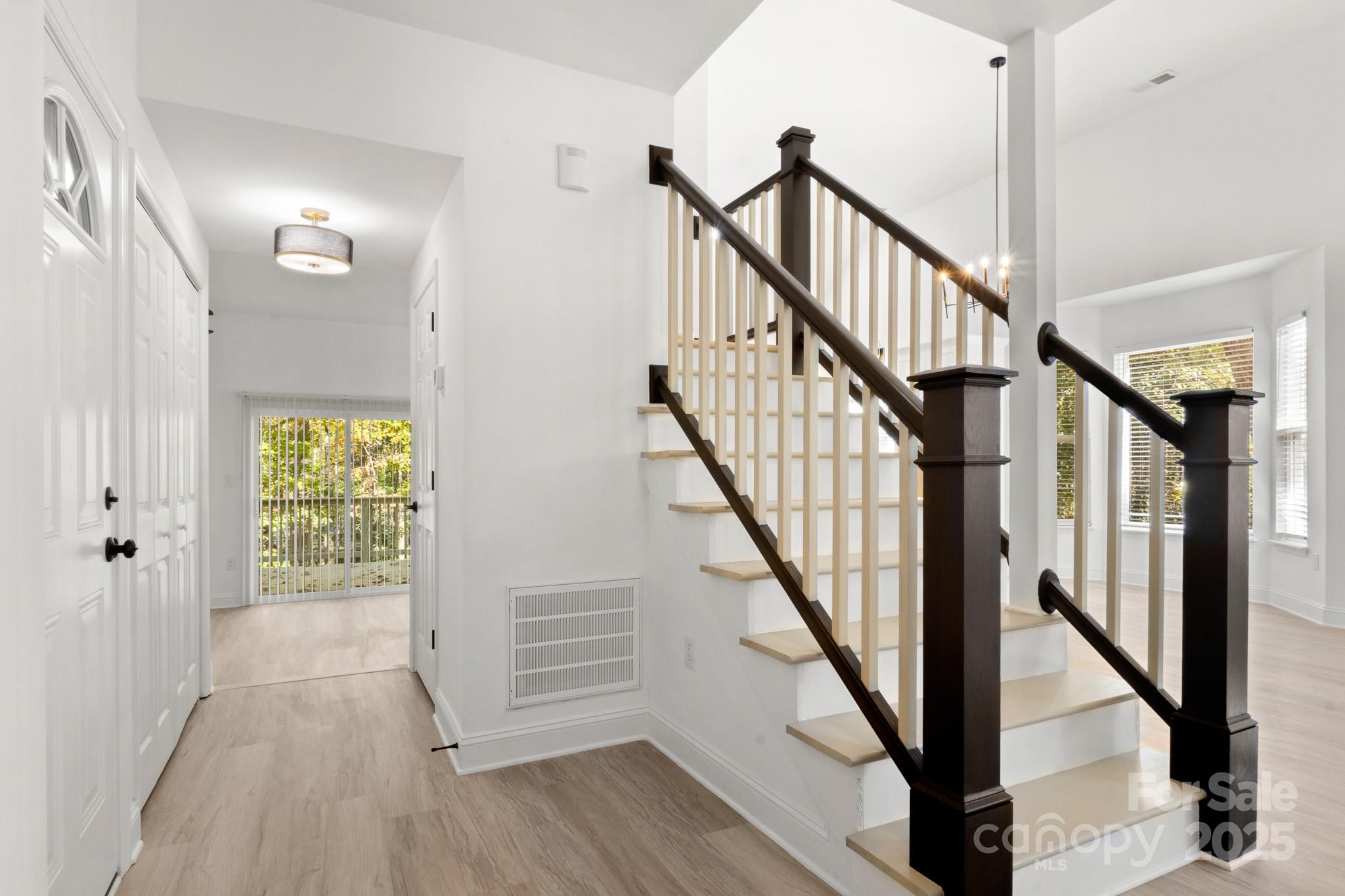 12415 Bluff Meadow Trail