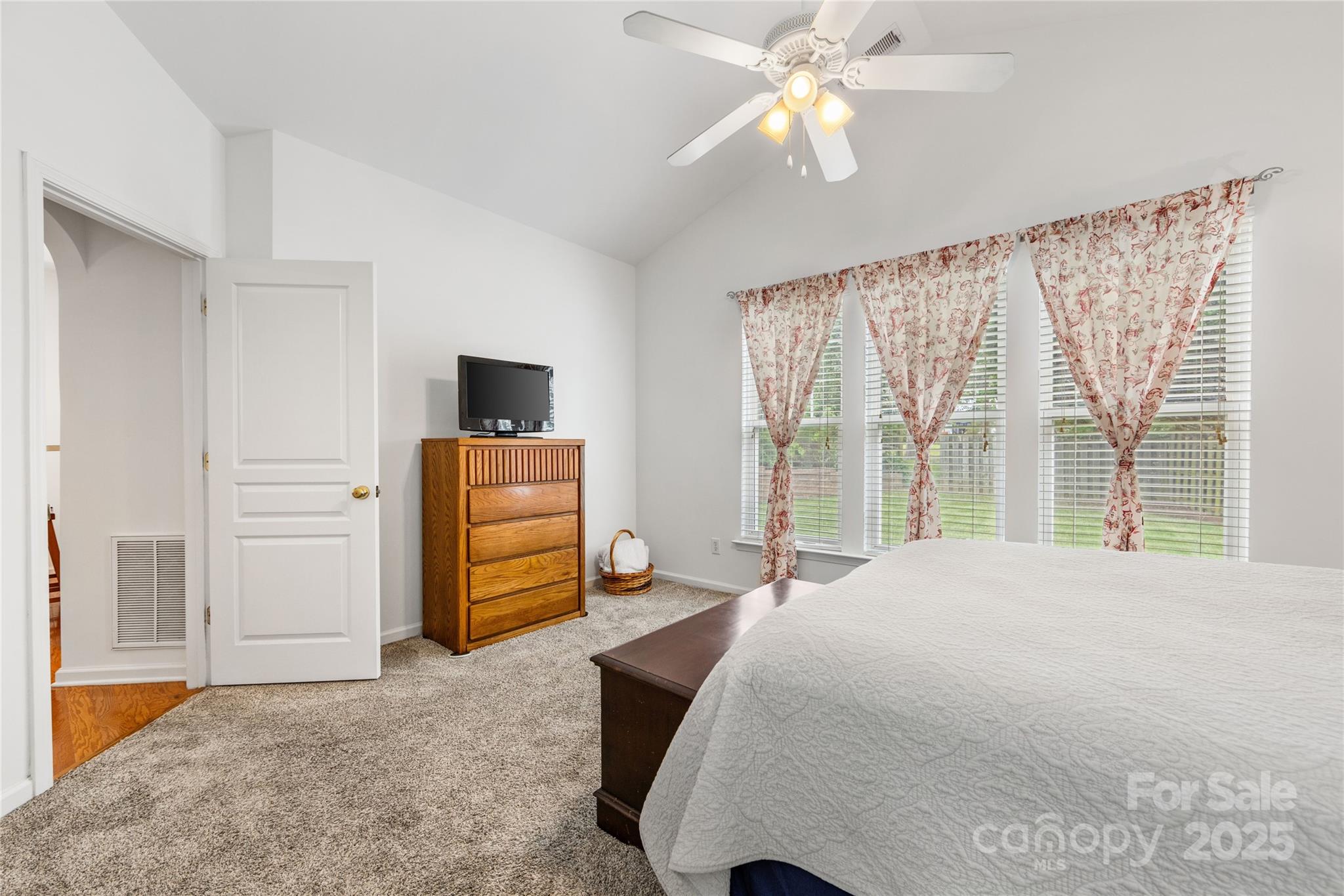 10213 Old Carolina Drive