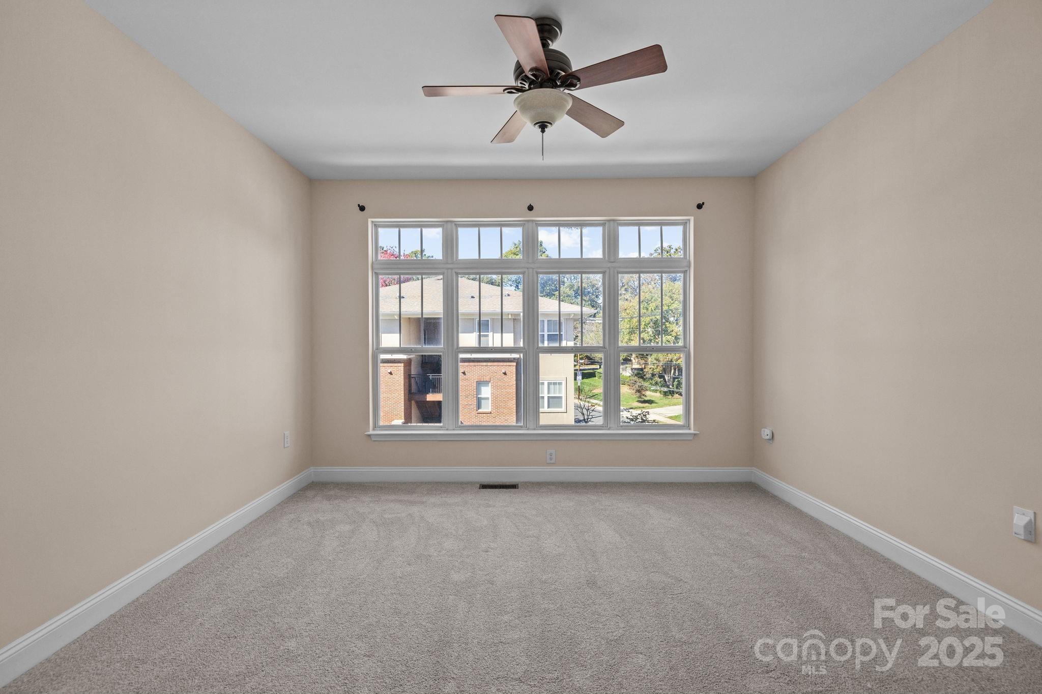 1302 Kenilworth Avenue Unit: 112