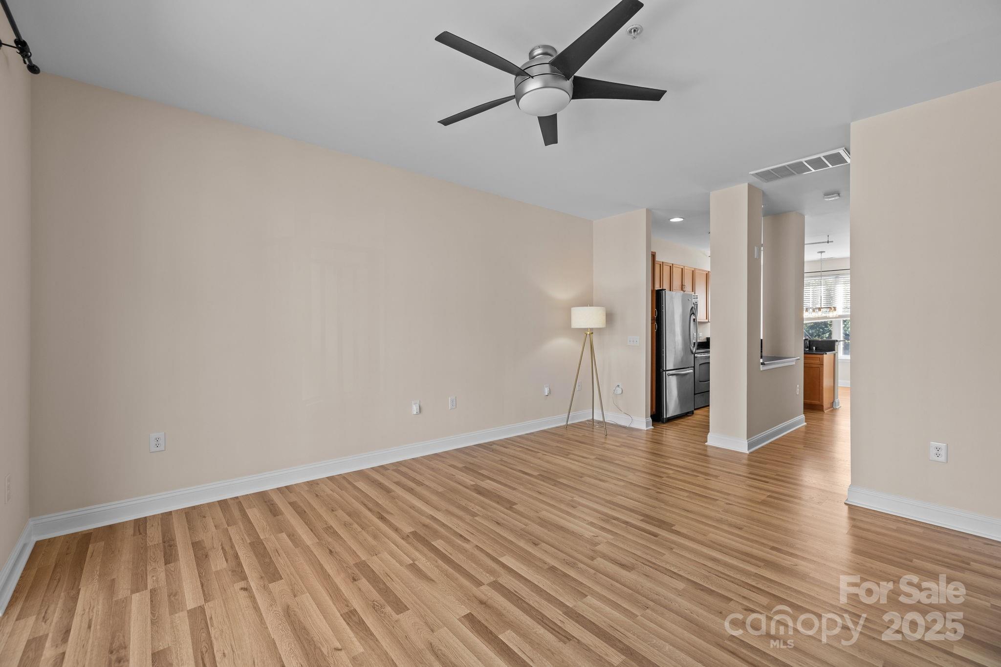 1302 Kenilworth Avenue Unit: 112