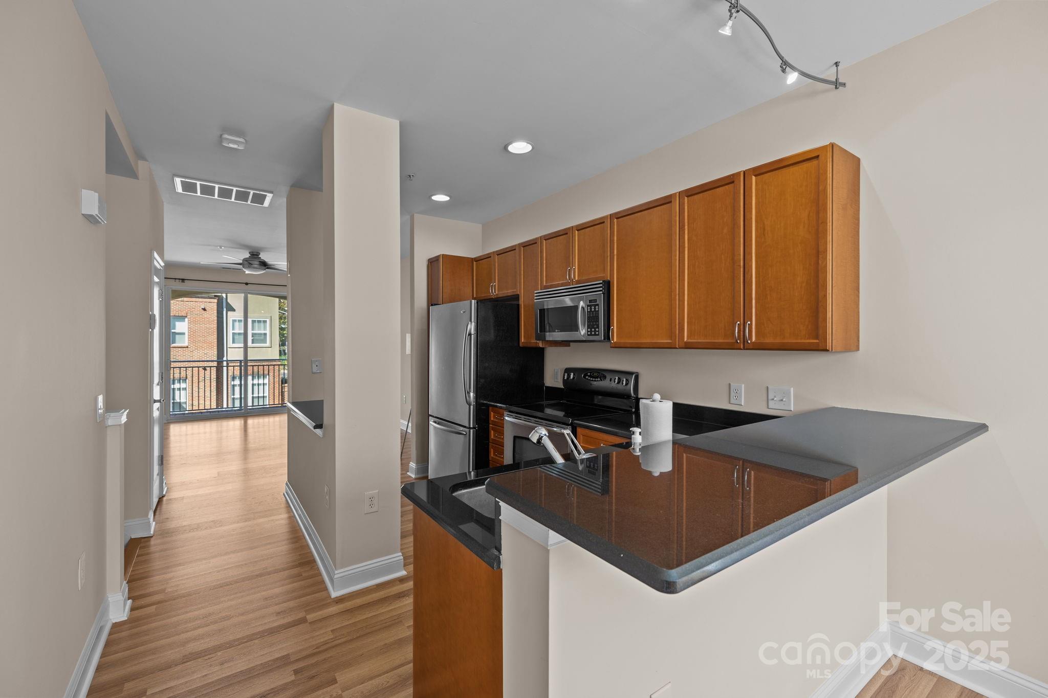 1302 Kenilworth Avenue Unit: 112