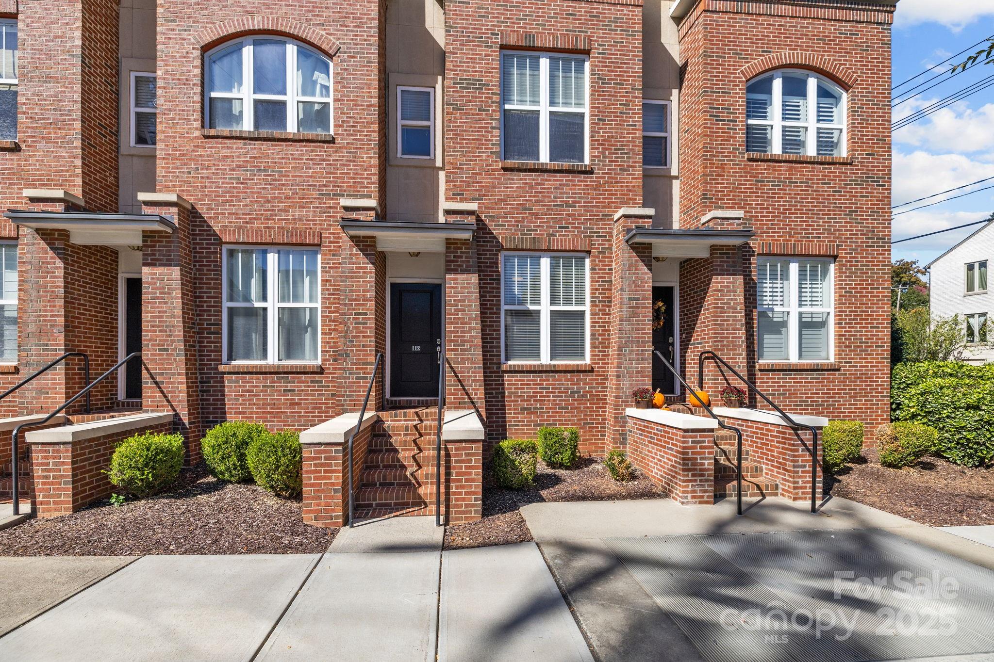 1302 Kenilworth Avenue Unit: 112